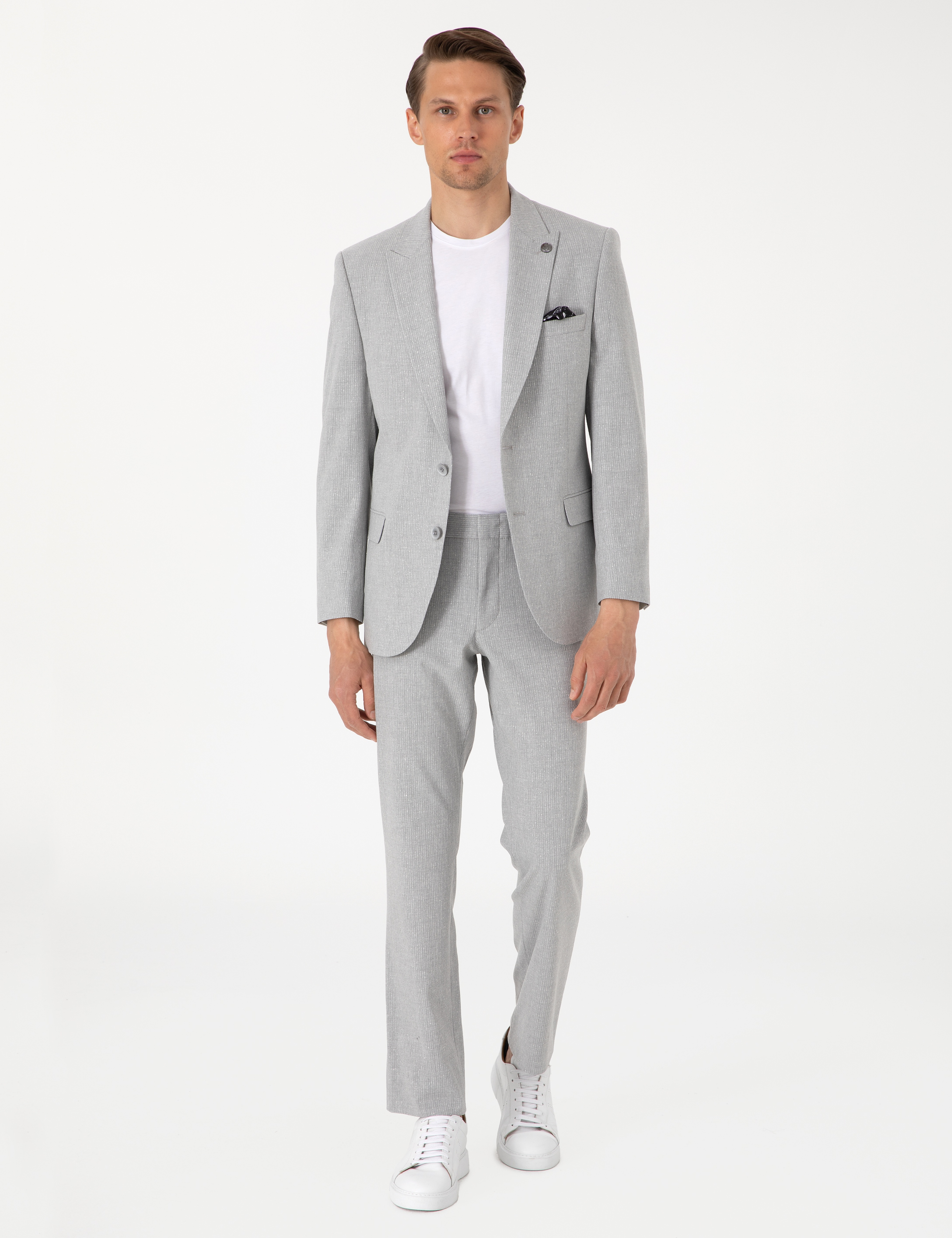 Gri Slim Fit Çizgili Takım Elbise - Image 1