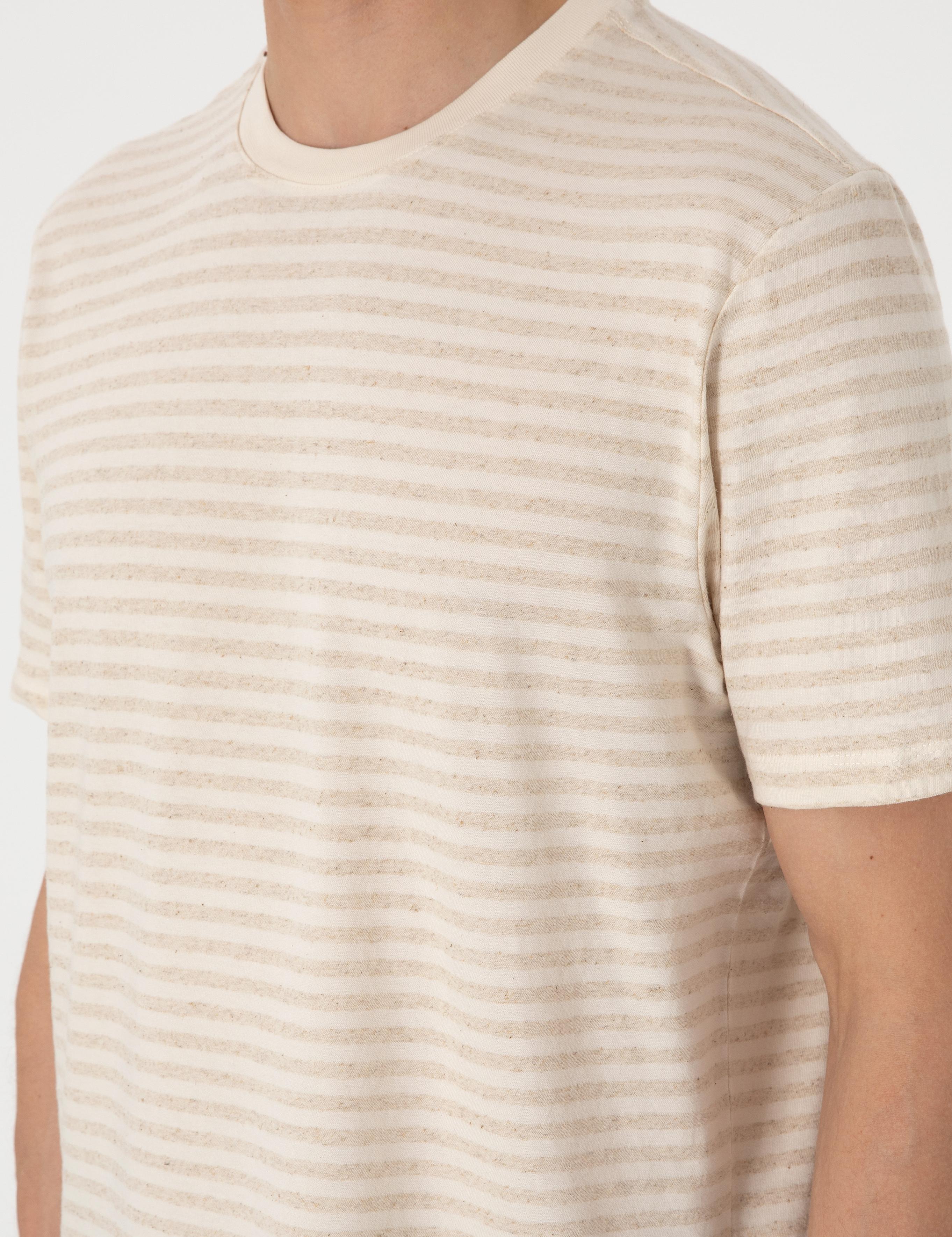 Bej Regular Fit Keten Karışımlı Tişört