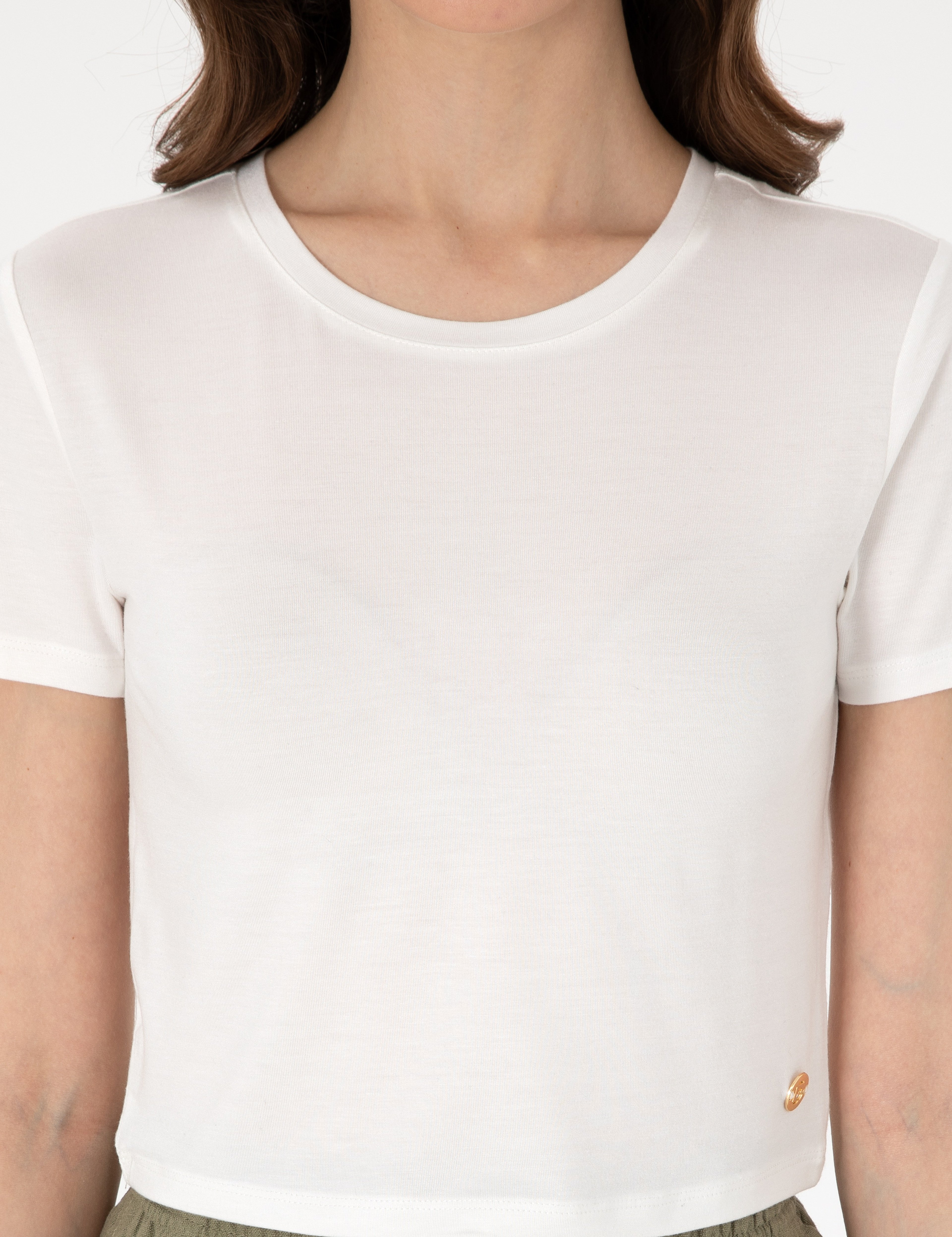 Beyaz Regular Fit Crop Tişört