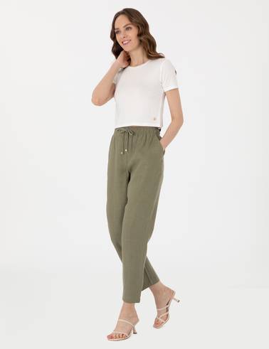 Beyaz Regular Fit Crop Tişört