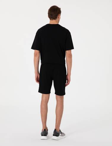 Siyah Regular Fit Örme Şort