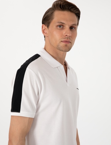 Siyah Kol Detaylı Slim Fit %100 Pamuk Apaş Yaka Tişört