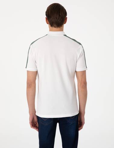 Haki Kol Detaylı Slim Fit %100 Pamuk Apaş Yaka Tişört