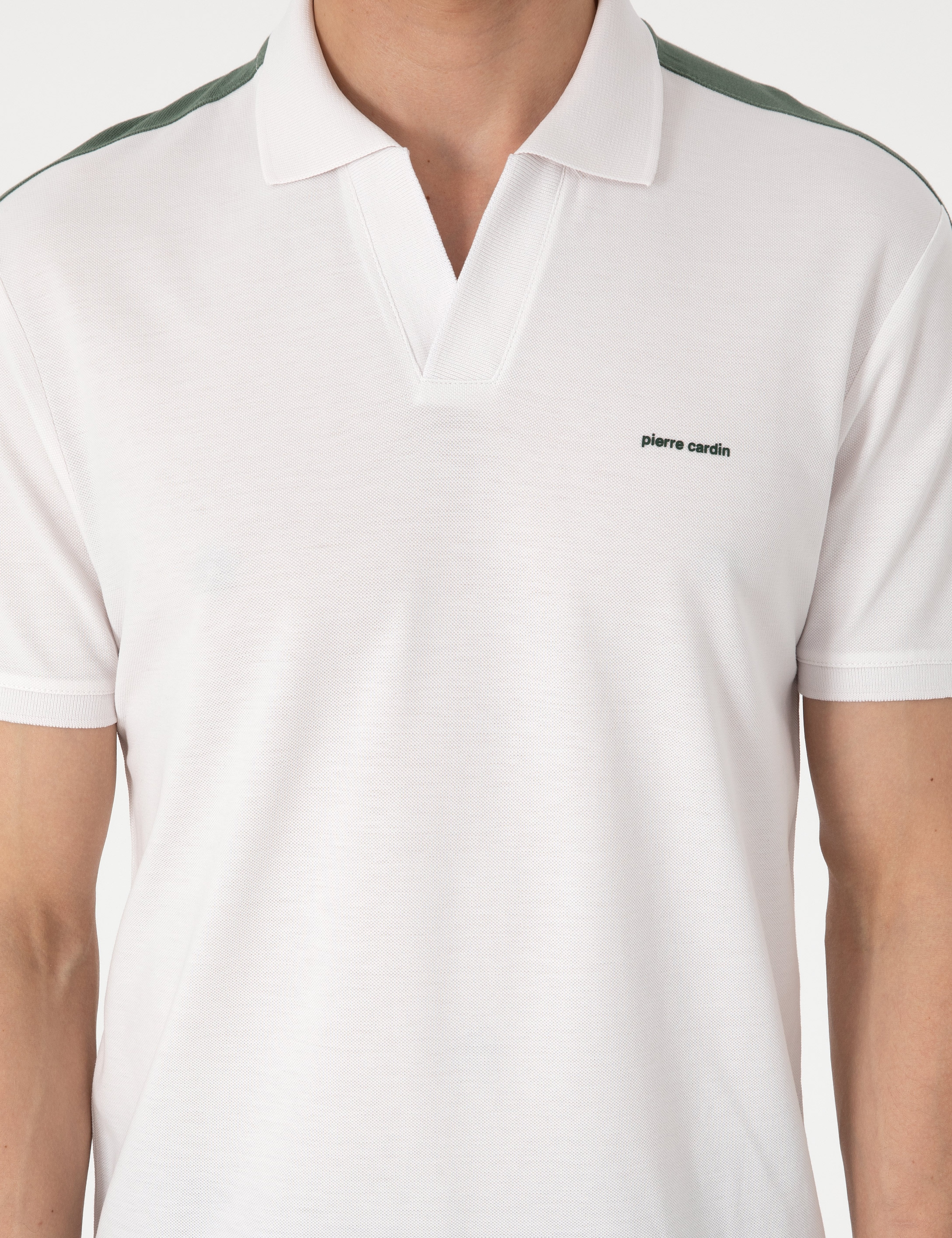 Haki Kol Detaylı Slim Fit %100 Pamuk Apaş Yaka Tişört