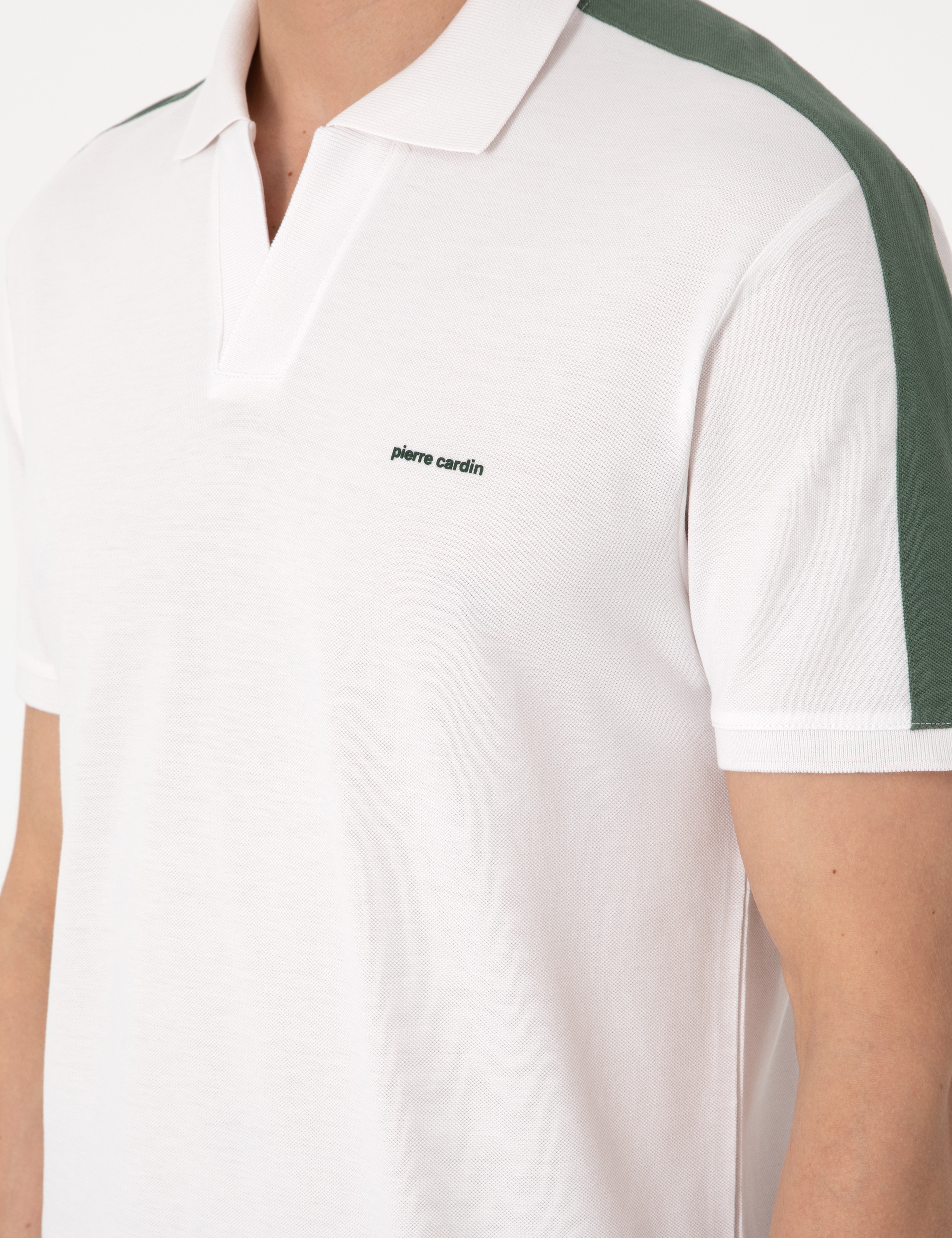 Haki Kol Detaylı Slim Fit %100 Pamuk Apaş Yaka Tişört - Image 7