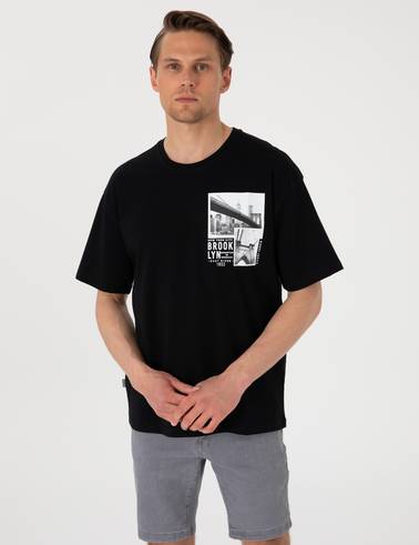 Siyah Comfort Fit Bisiklet Yaka Tişört