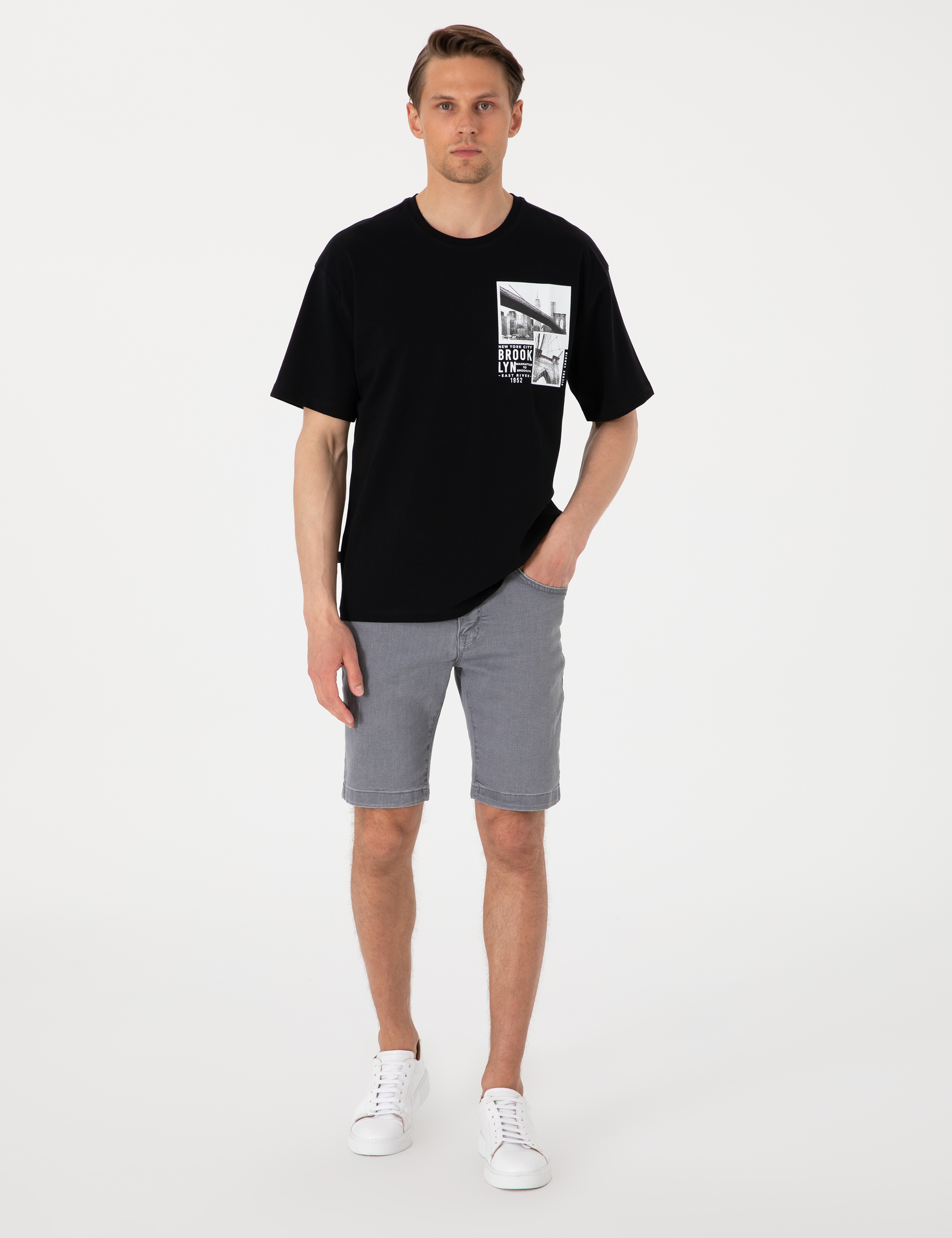 Siyah Comfort Fit Bisiklet Yaka Tişört - Image 4
