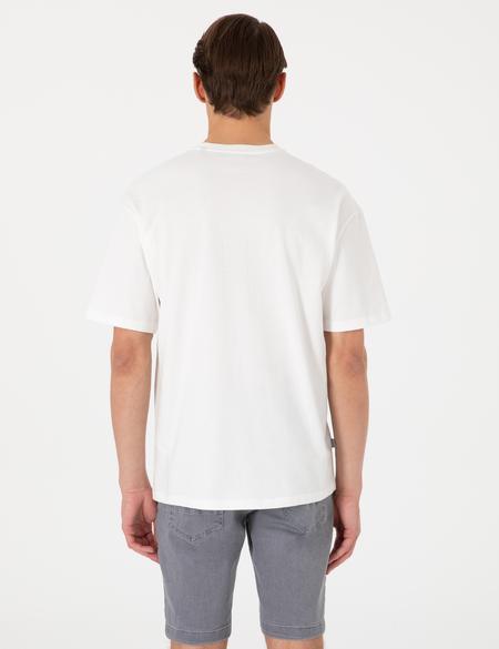 Beyaz Comfort Fit Bisiklet Yaka Tişört - 50310144005