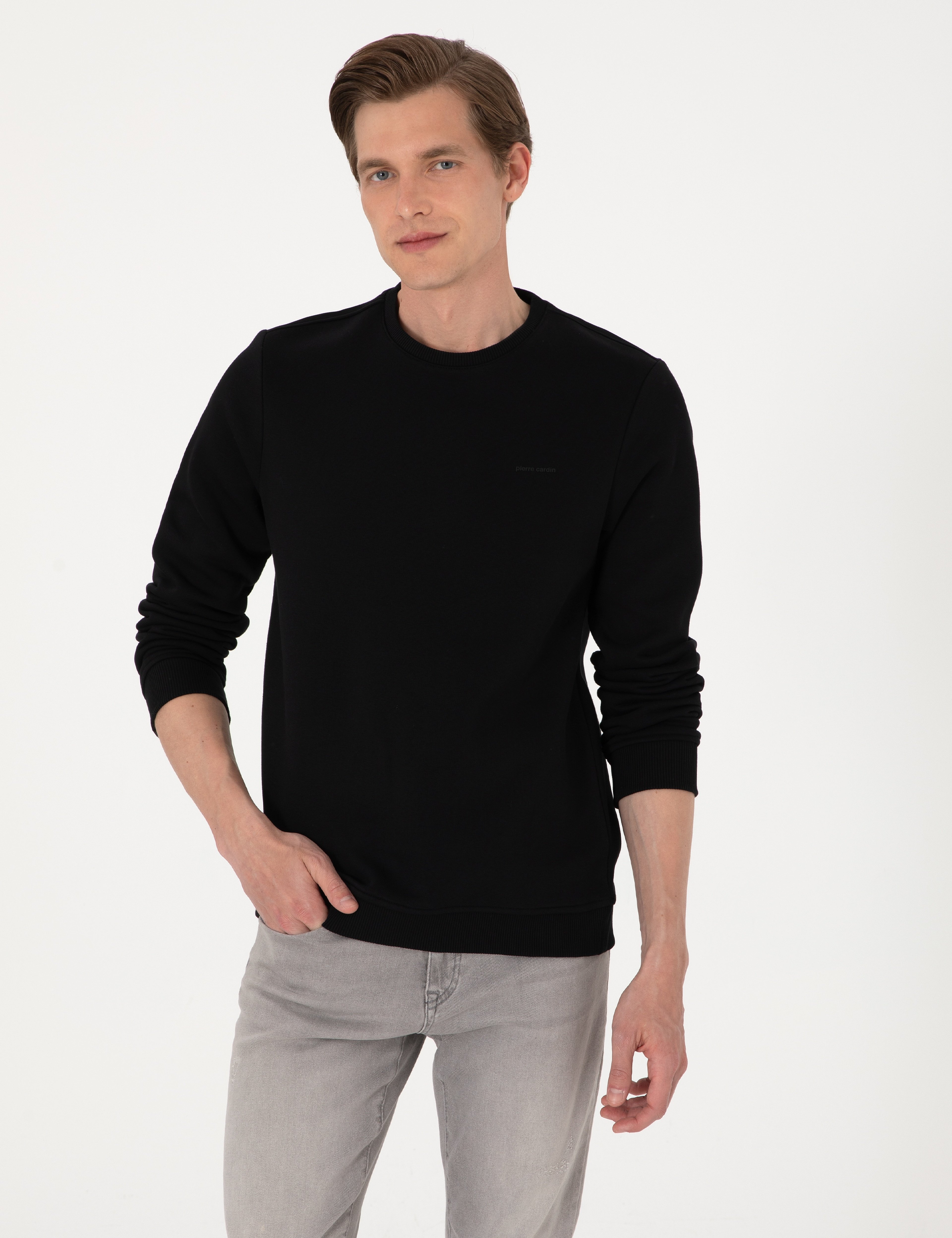 Siyah 3 İplik Regular Fit Bisiklet Yaka Basic Sweatshirt