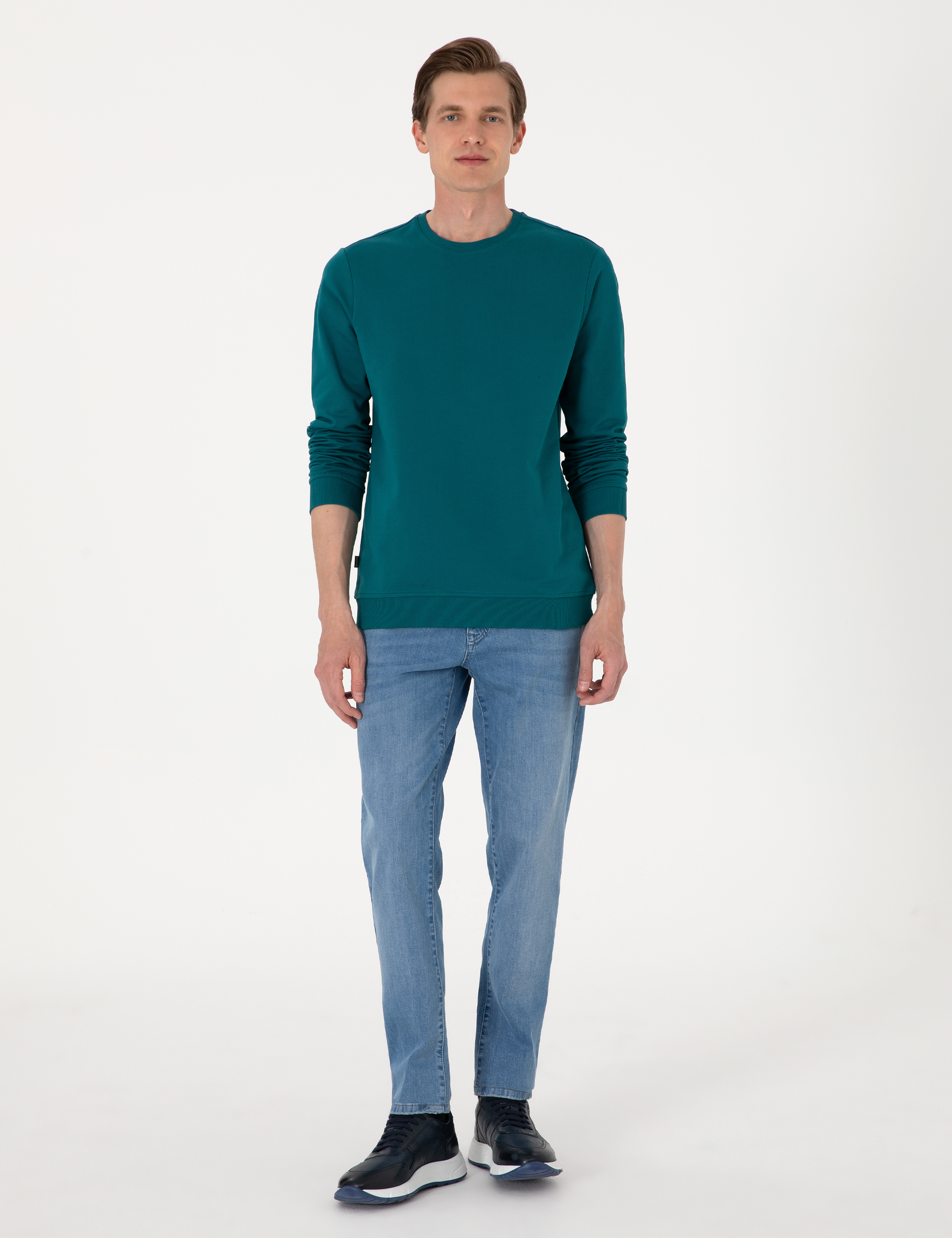 Zümrüt 2 İplik Regular Fit Bisiklet Yaka Basic Sweatshirt - Image 4