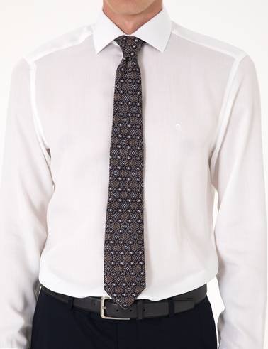 Beyaz Kırışıklık Karşıtı Liyosel Slim Fit Uzun Kollu Basic Gömlek