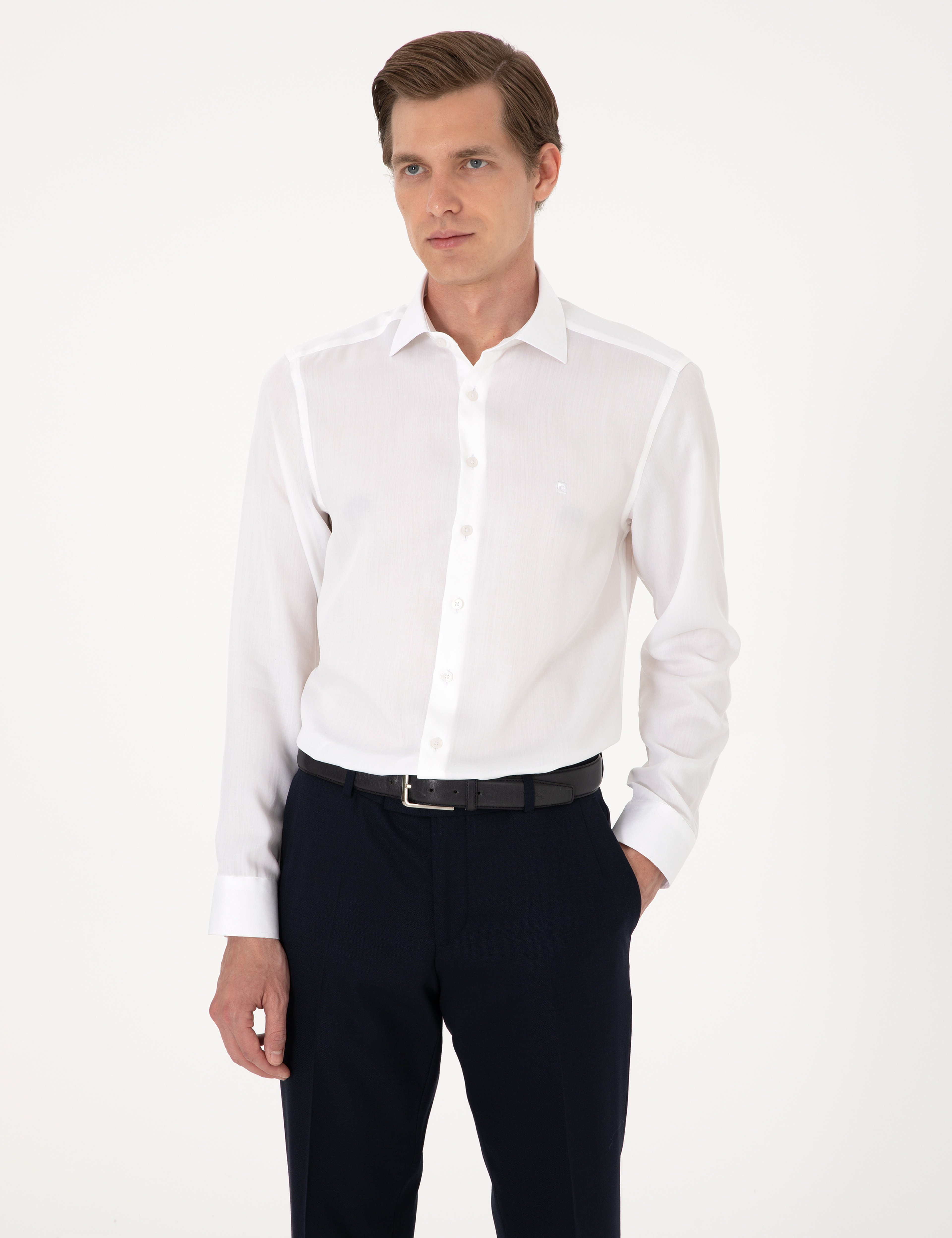 Beyaz Kırışıklık Karşıtı Liyosel Slim Fit Uzun Kollu Basic Gömlek