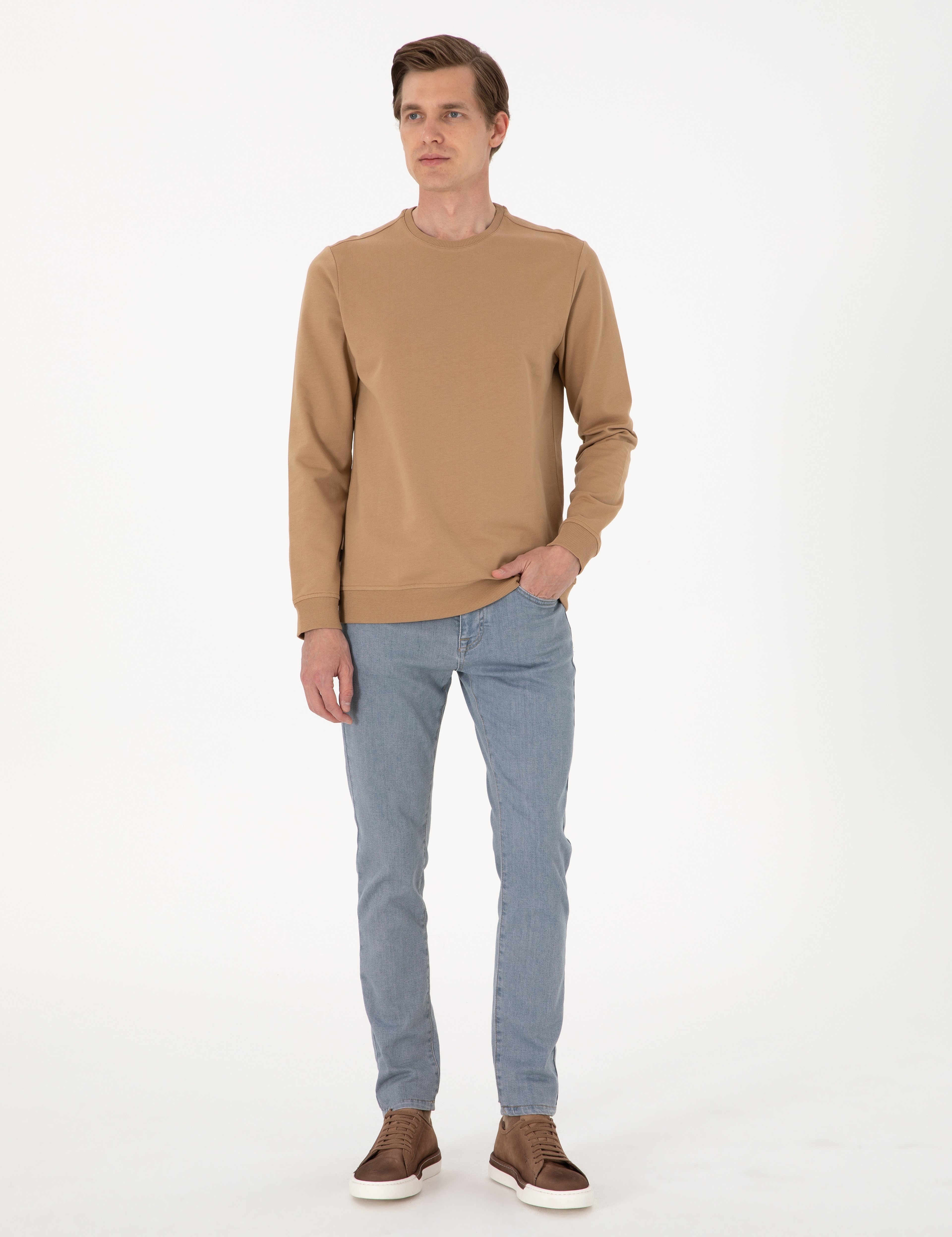 Açık Kahverengi 2 İplik Regular Fit Bisiklet Yaka Basic Sweatshirt - Image 4