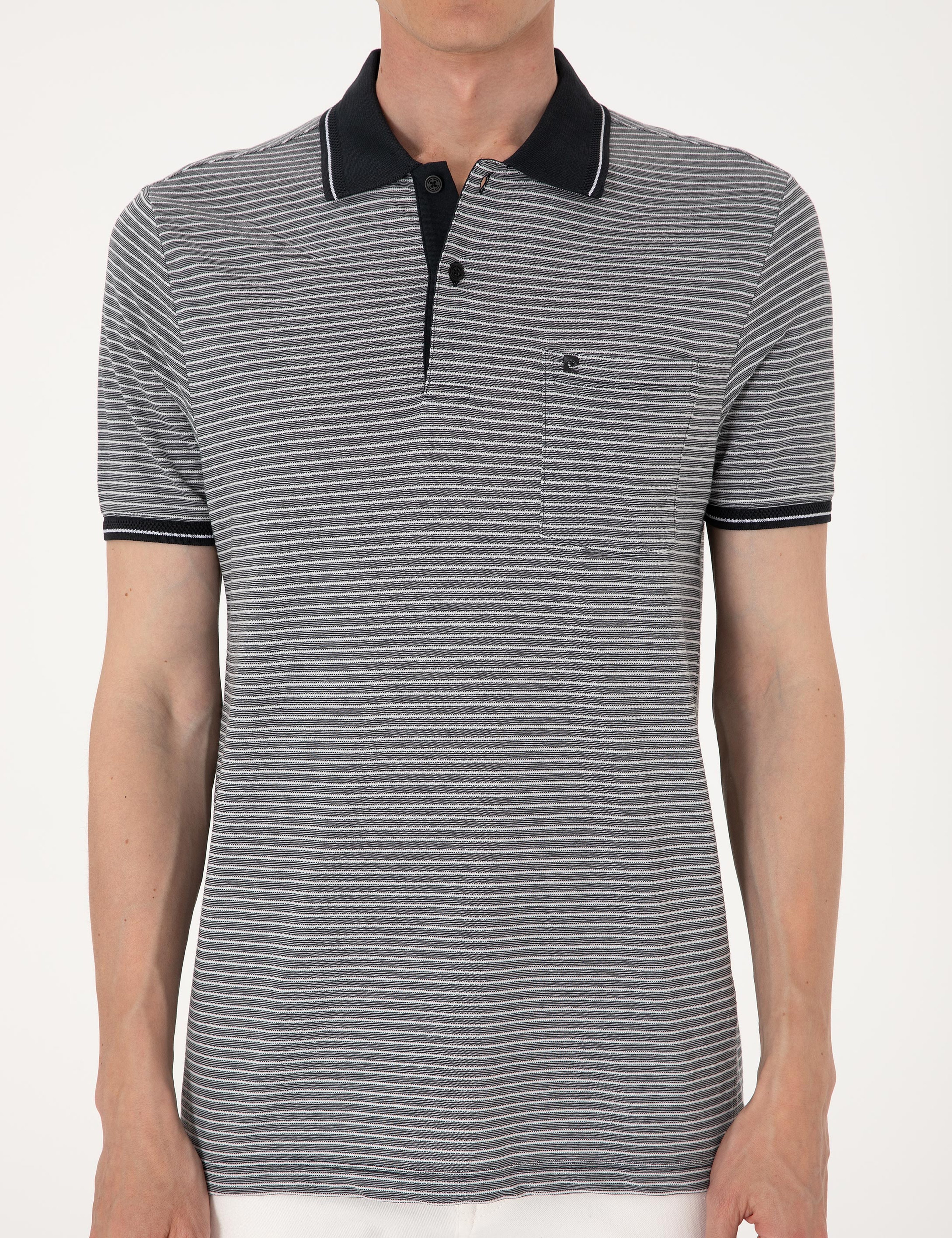 Siyah Regular Fit Tişört