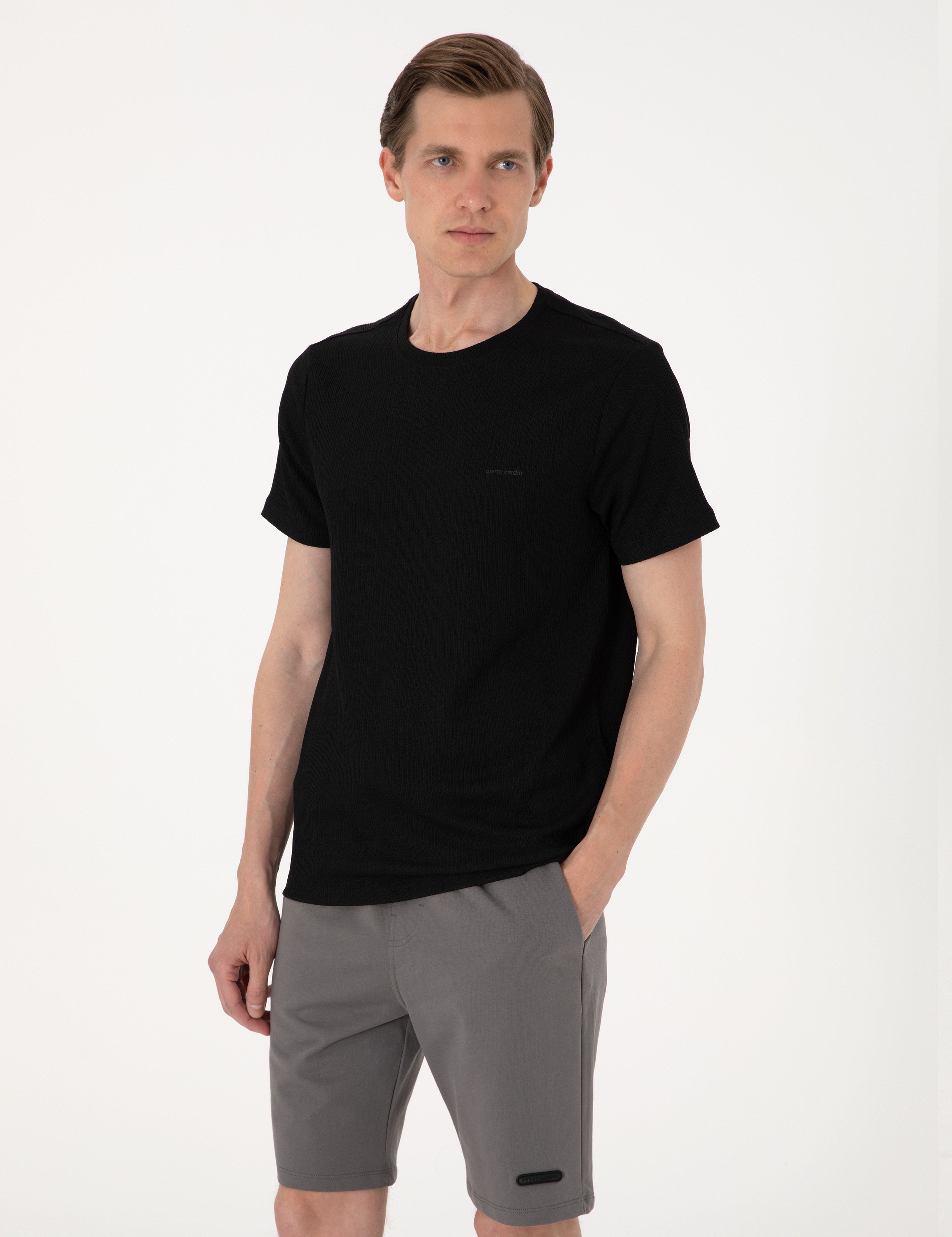 Siyah Slim Fit Tişört - Image 3