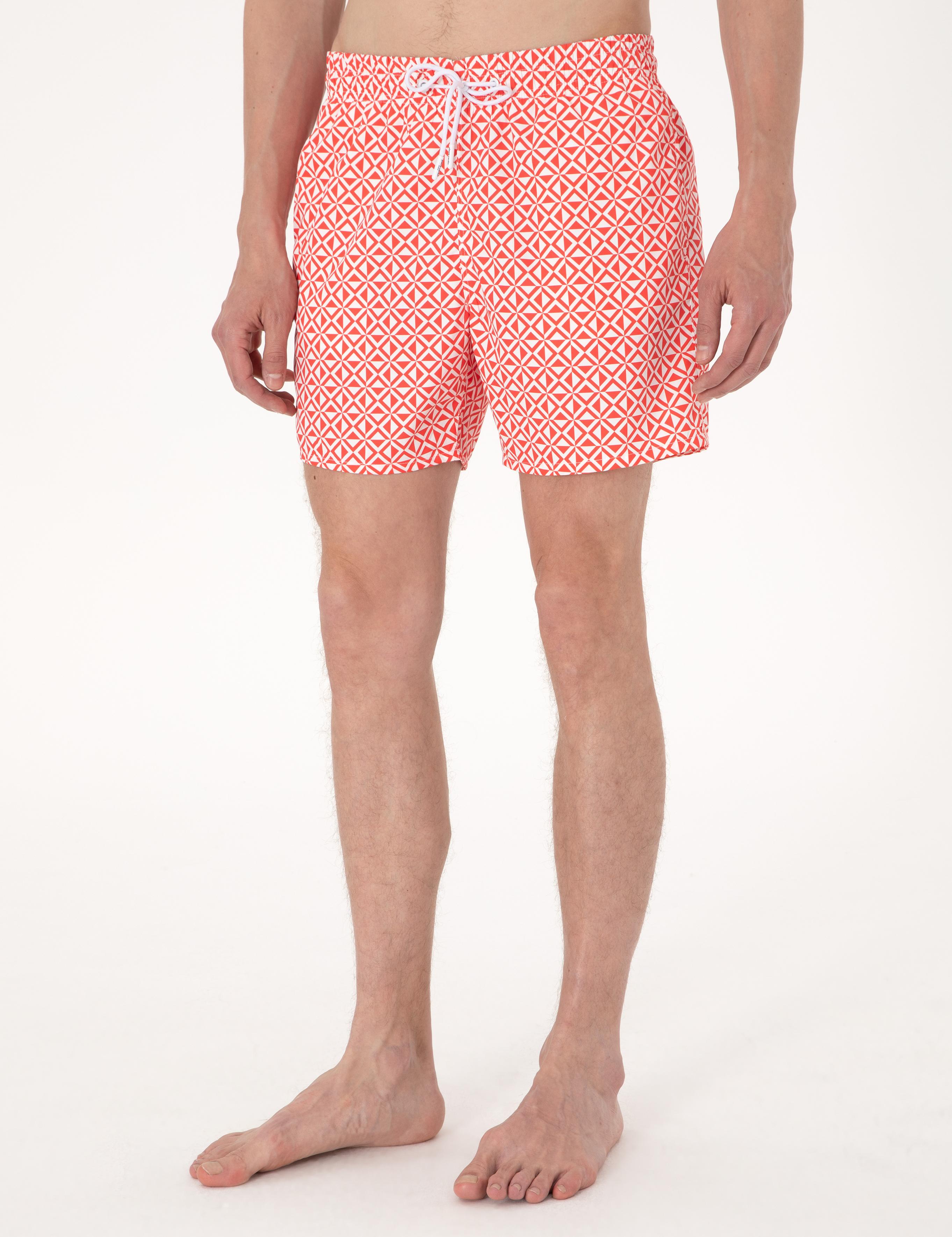 Kırmızı Deniz Şortu