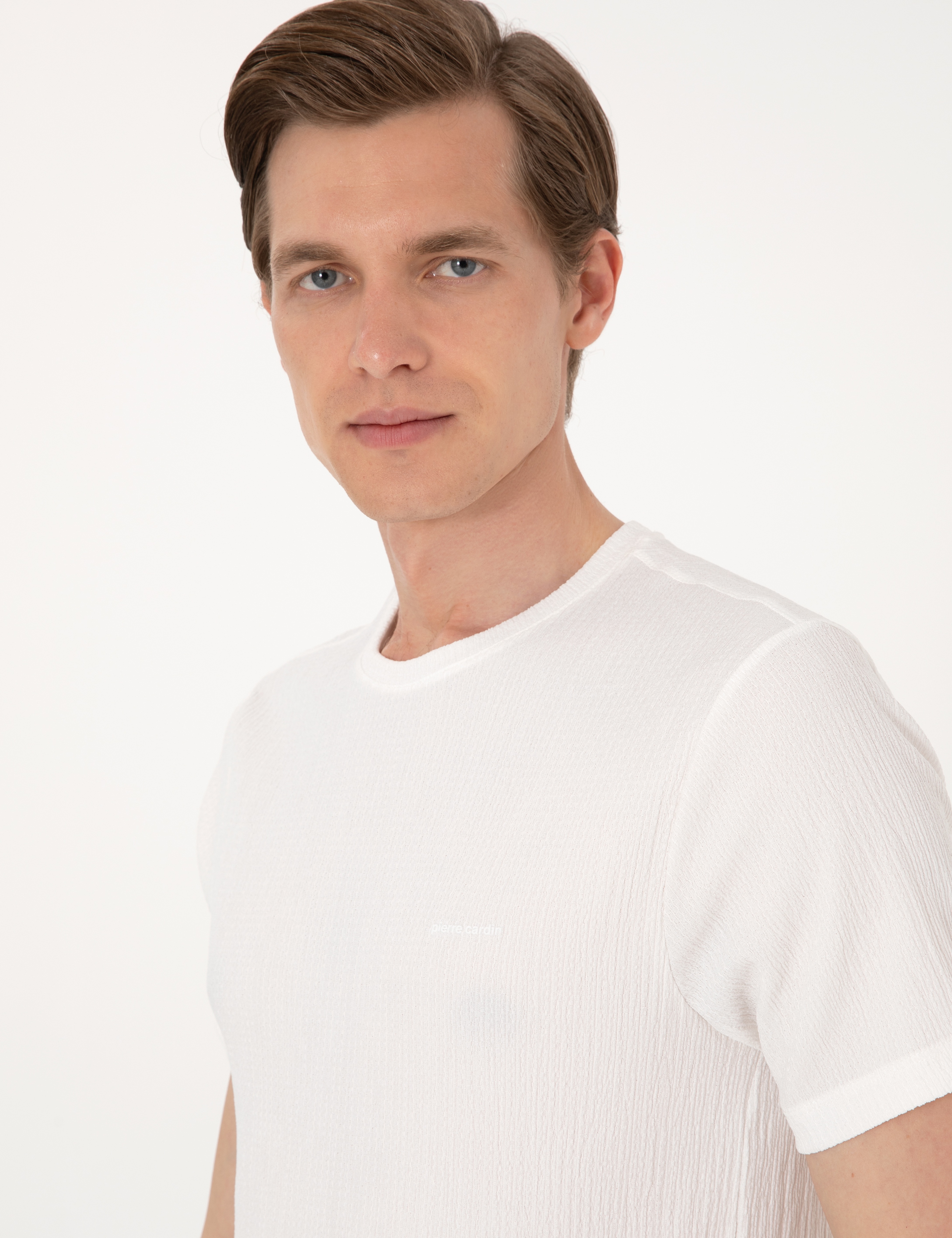 Ekru Slim Fit Tişört - Image 2