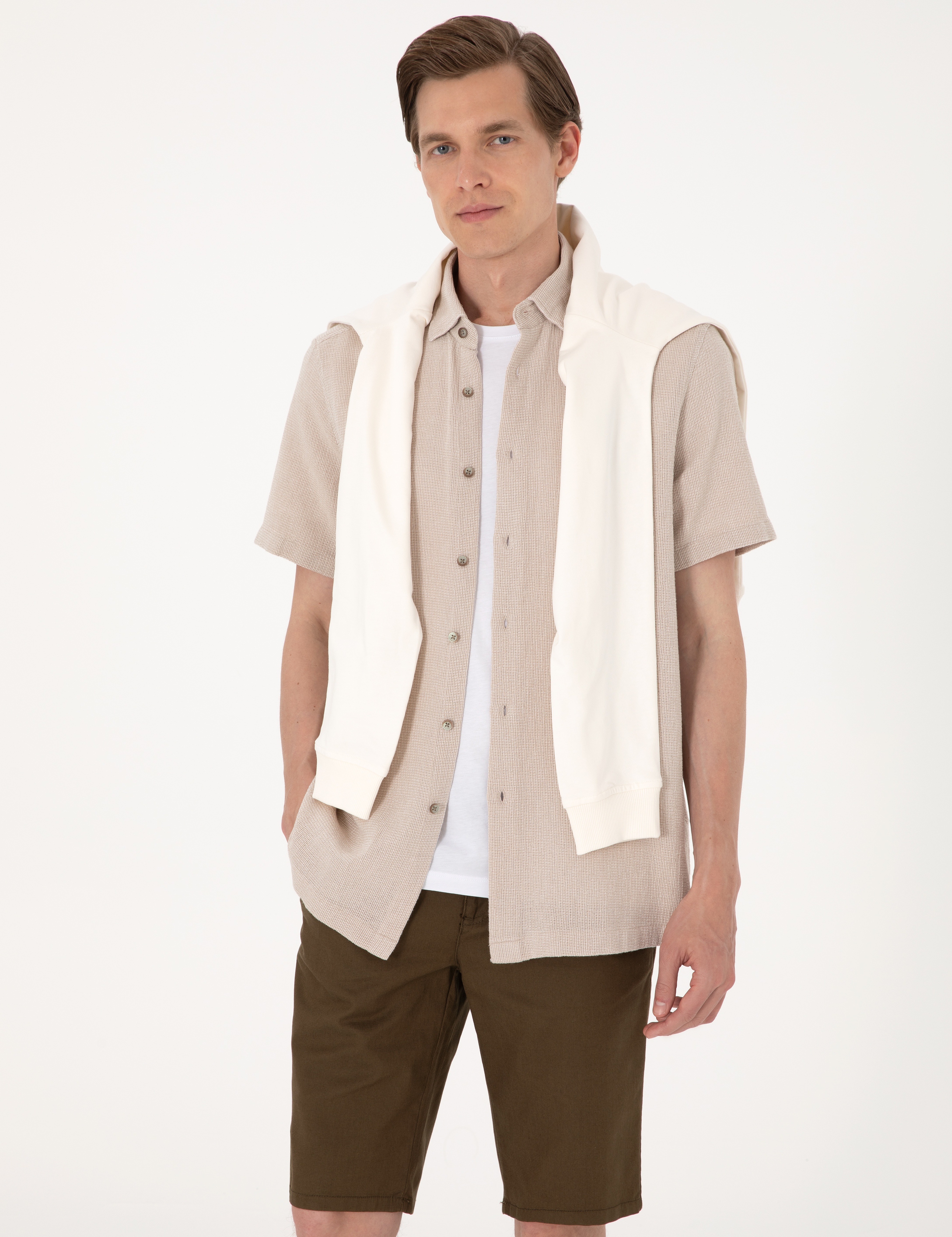 Bej Mikro Desenli %100 Pamuk Comfort Fit Rahat Gömlek - Image 3