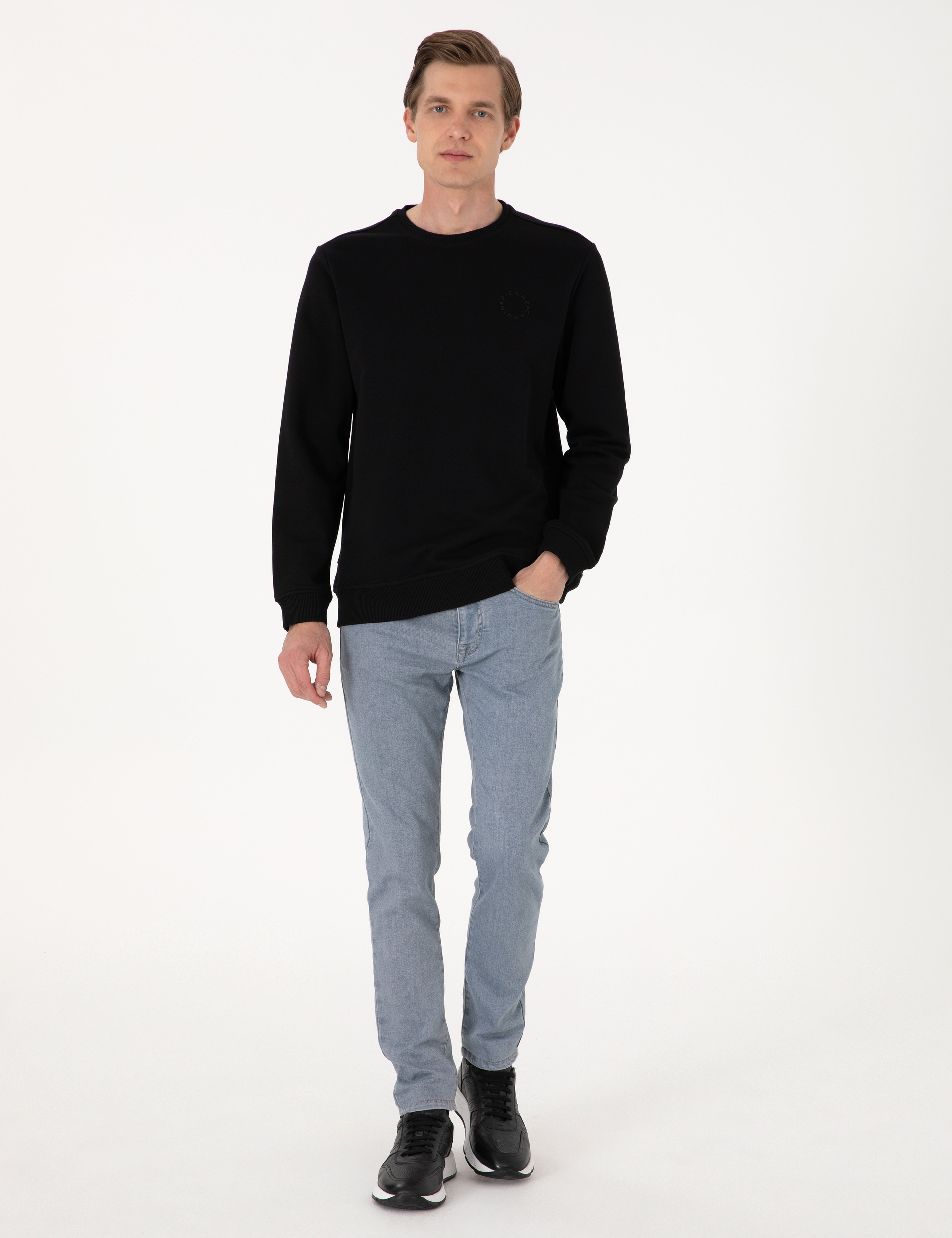 Siyah 3 İplik Regular Fit Bisiklet Yaka Basic Sweatshirt - Image 4