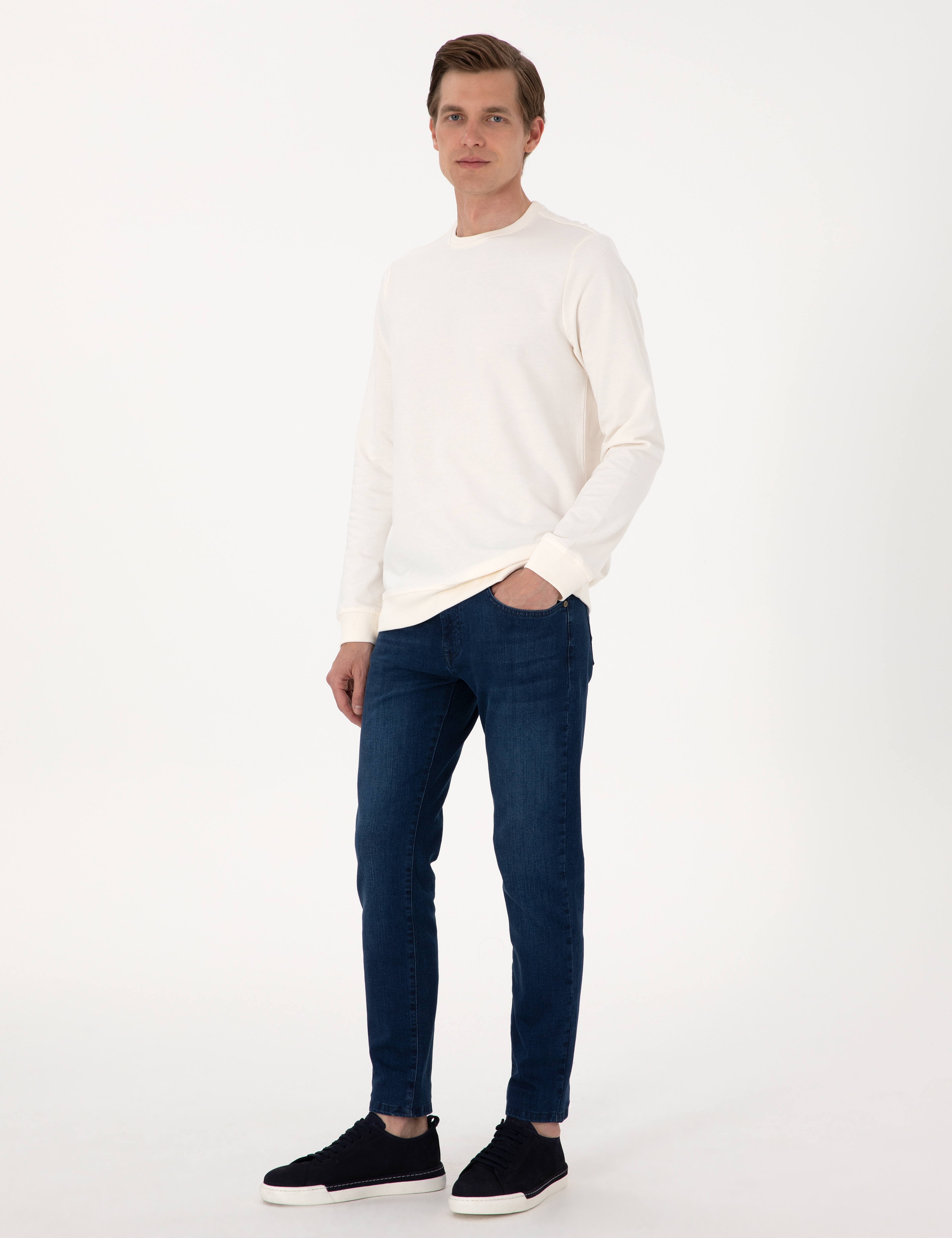 Ekru 2 İplik Regular Fit Bisiklet Yaka Basic Sweatshirt - Image 4