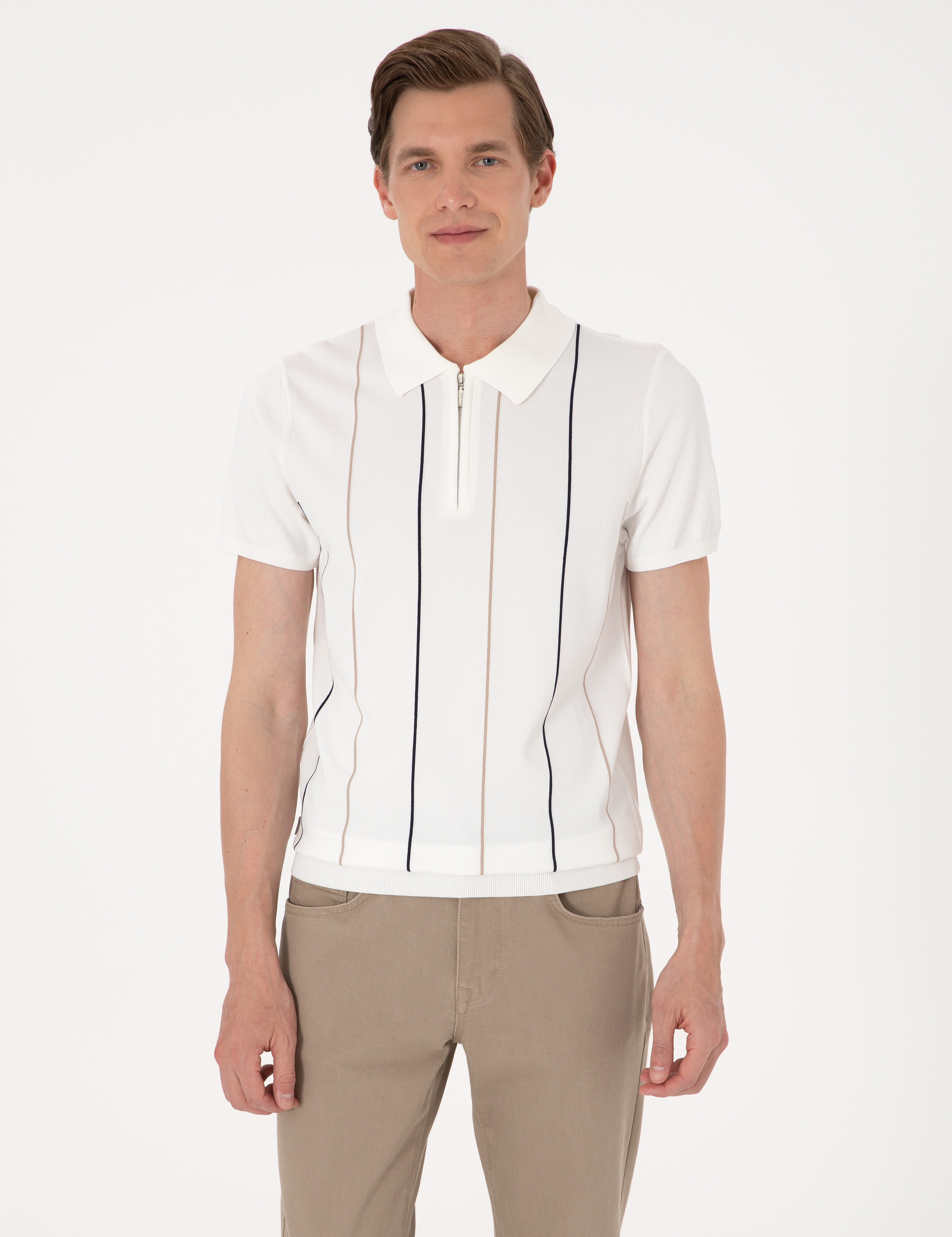 Ekru Slim Fit Polo Yaka Fermuarlı Triko Tişört - Image 1