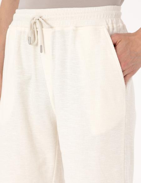 Bej Comfort Fit Örme Şort - 50303891197