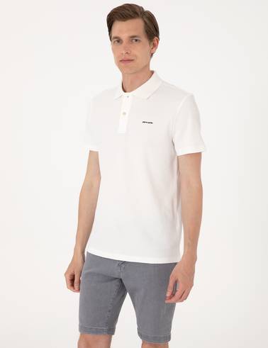 Ekru Slim Fit Örme Dokulu Polo Yaka Tişört