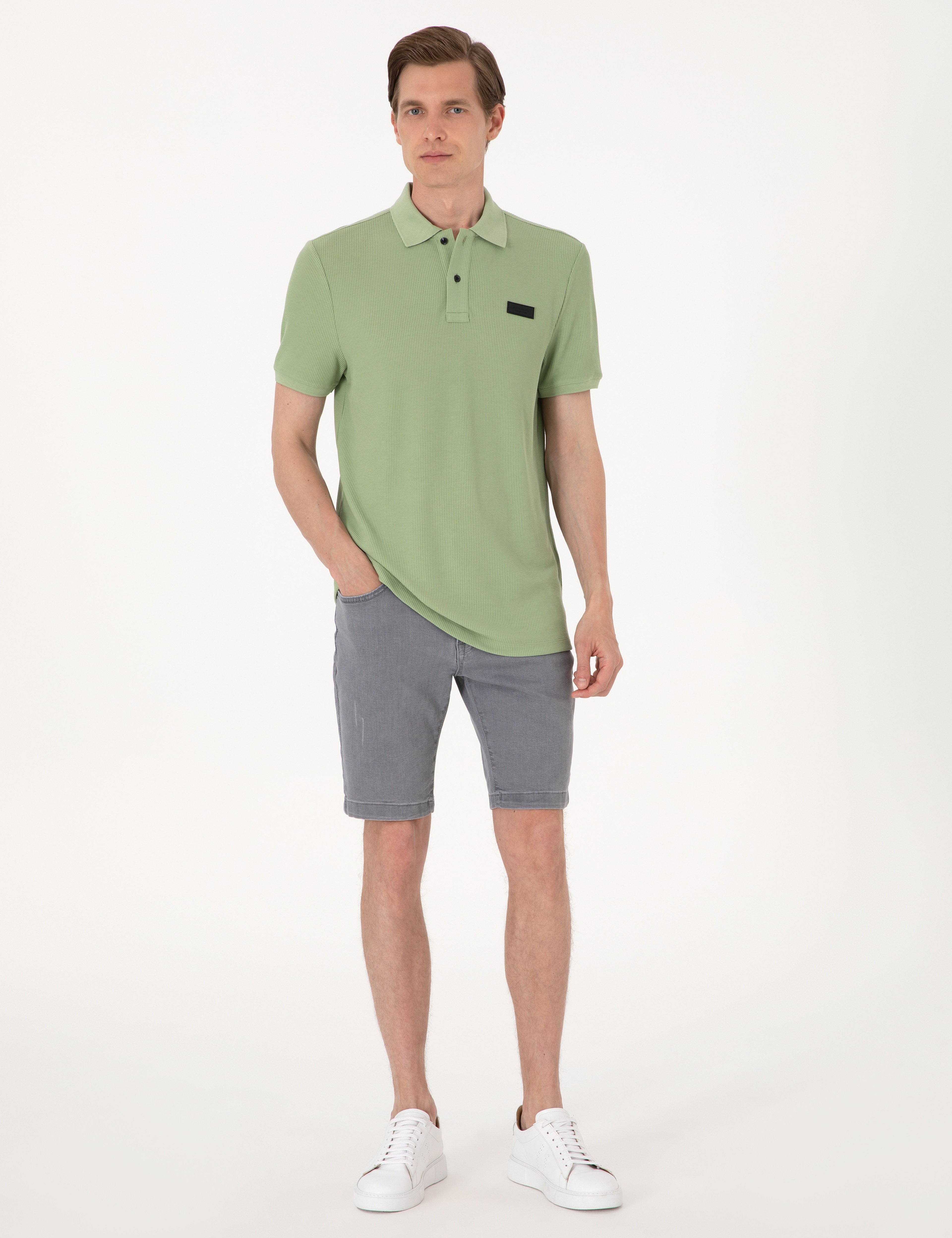 Çağla Yeşili Slim Fit Örme Dokulu Polo Yaka Tişört - Image 4