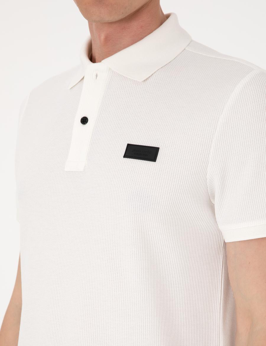 Beyaz Slim Fit Örme Dokulu Polo Yaka Tişört