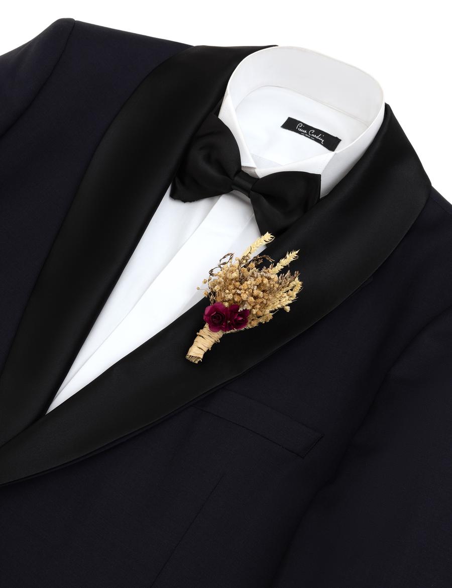 Bordo Yaka Çiçeği