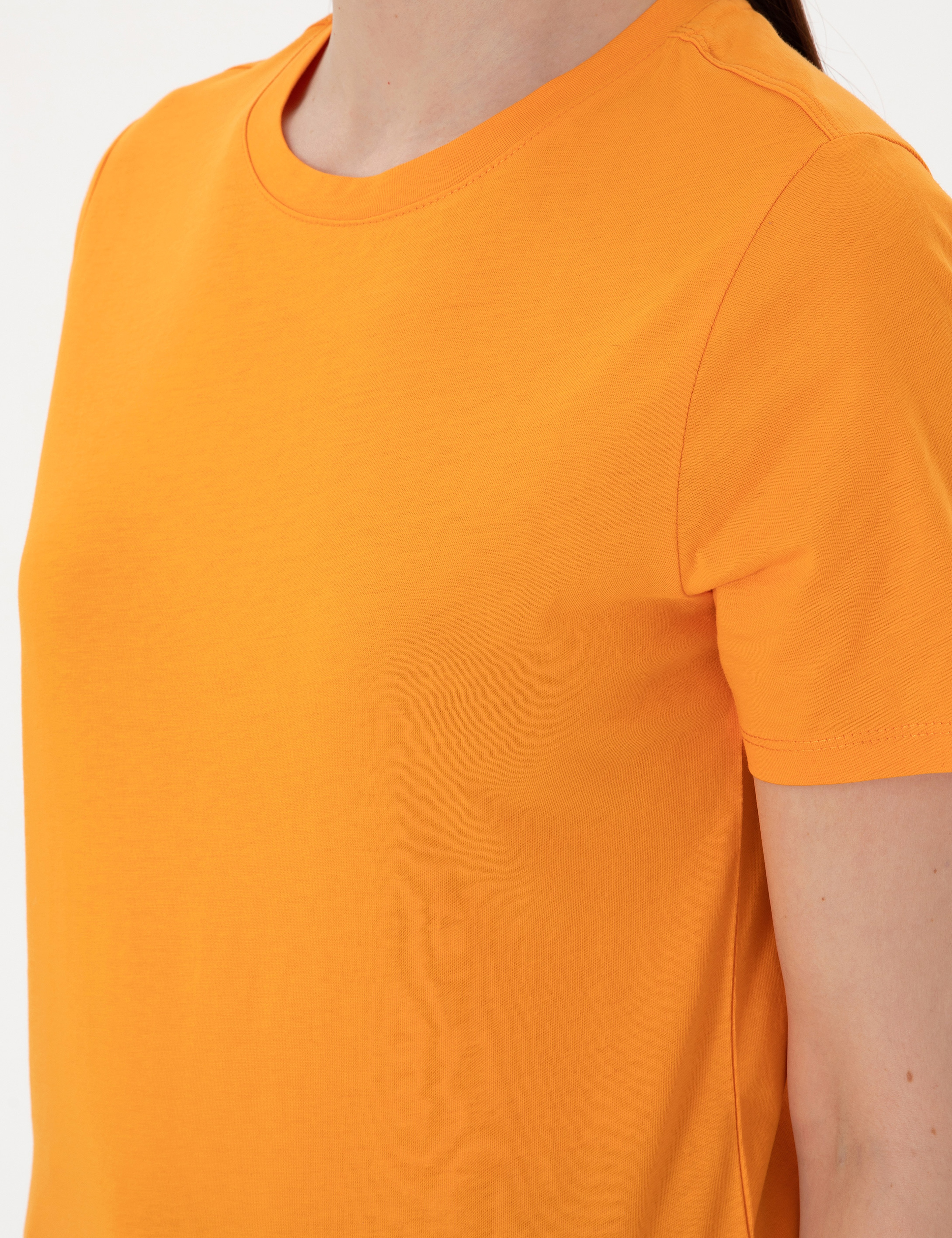 Turuncu Regular Fit Bisiklet Yaka Basic Tişört - Image 7