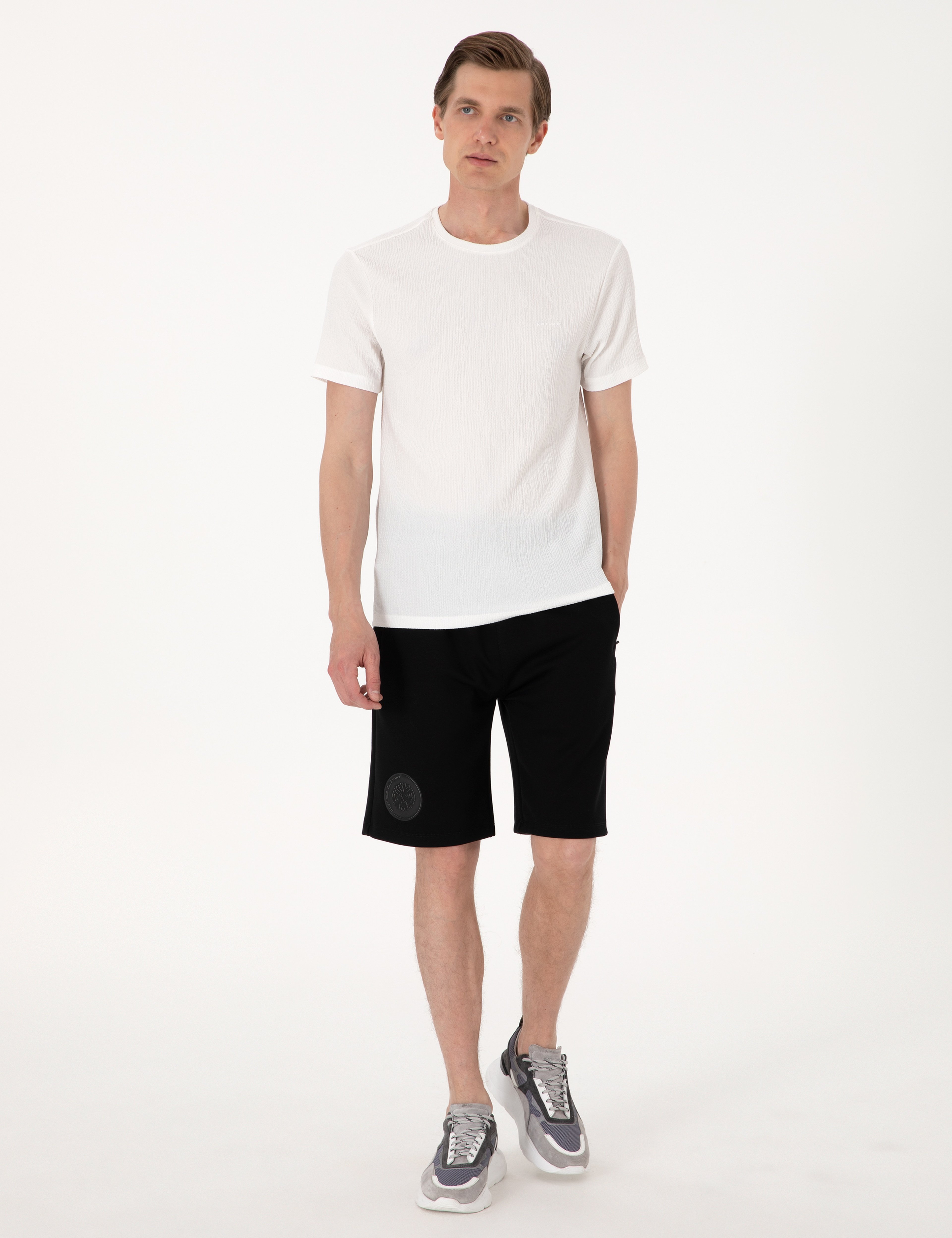 Siyah Comfort Fit Örme Şort