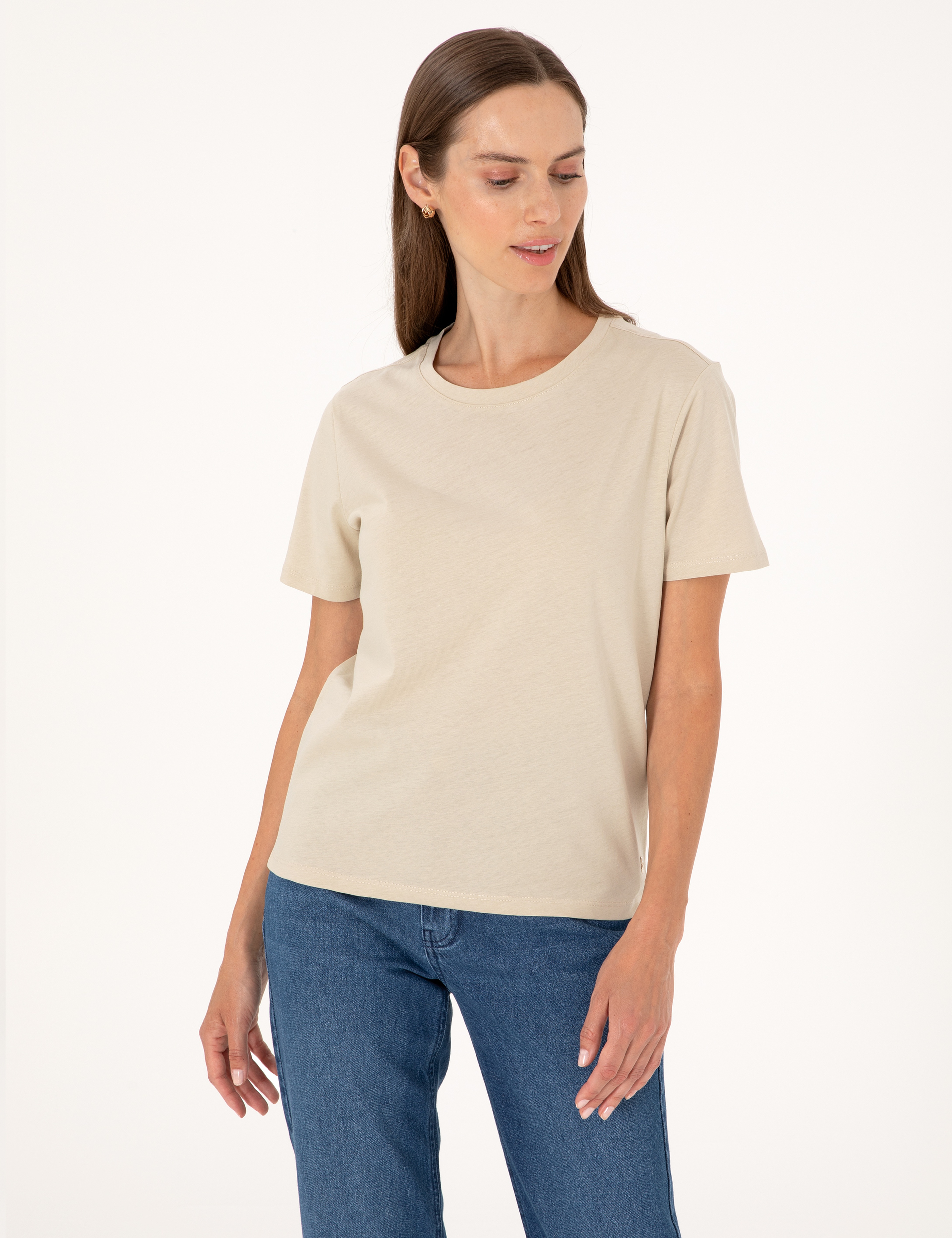 Kum Regular Fit Bisiklet Yaka Basic Tişört - Image 3