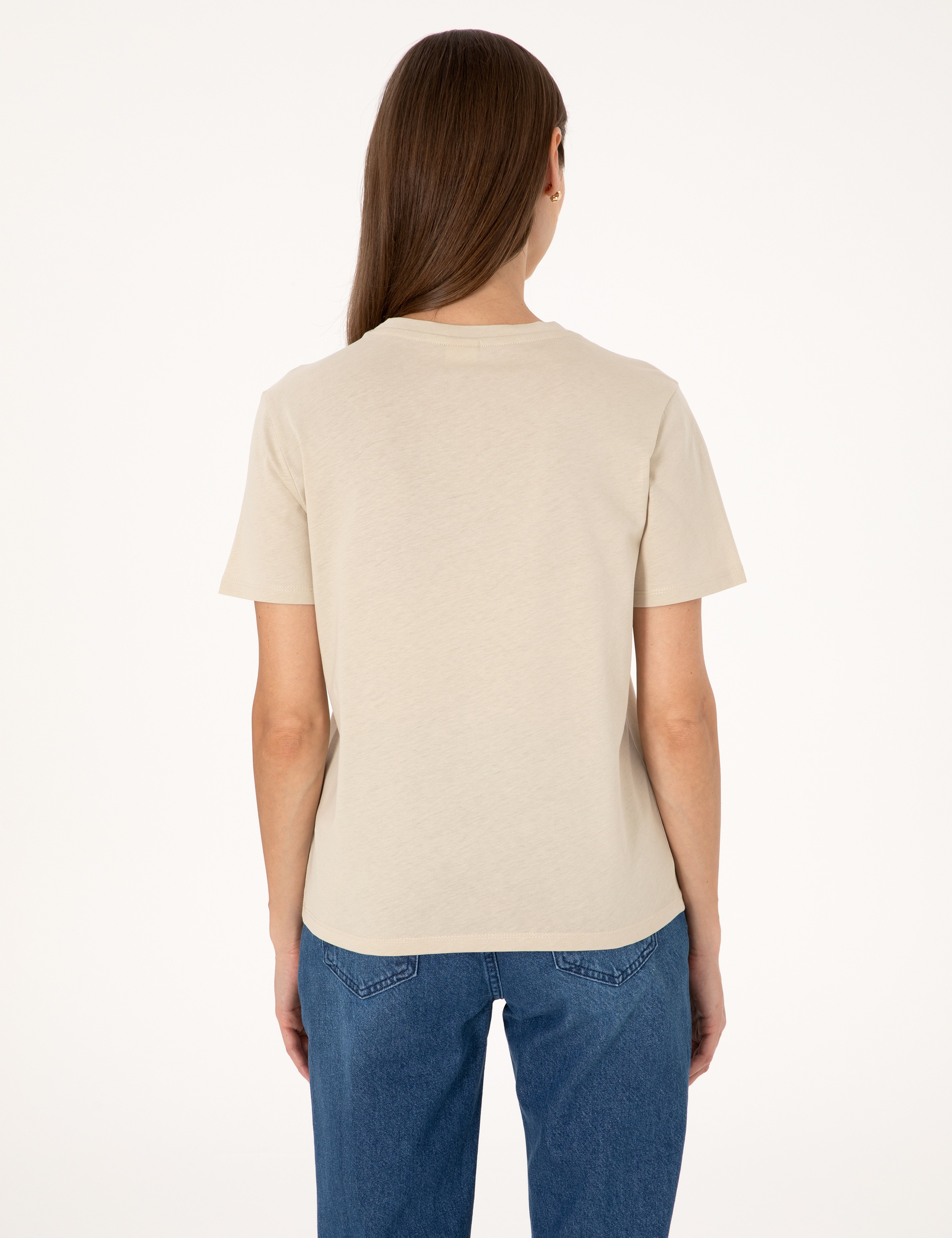 Kum Regular Fit Bisiklet Yaka Basic Tişört