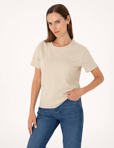 Kum Regular Fit Bisiklet Yaka Basic Tişört