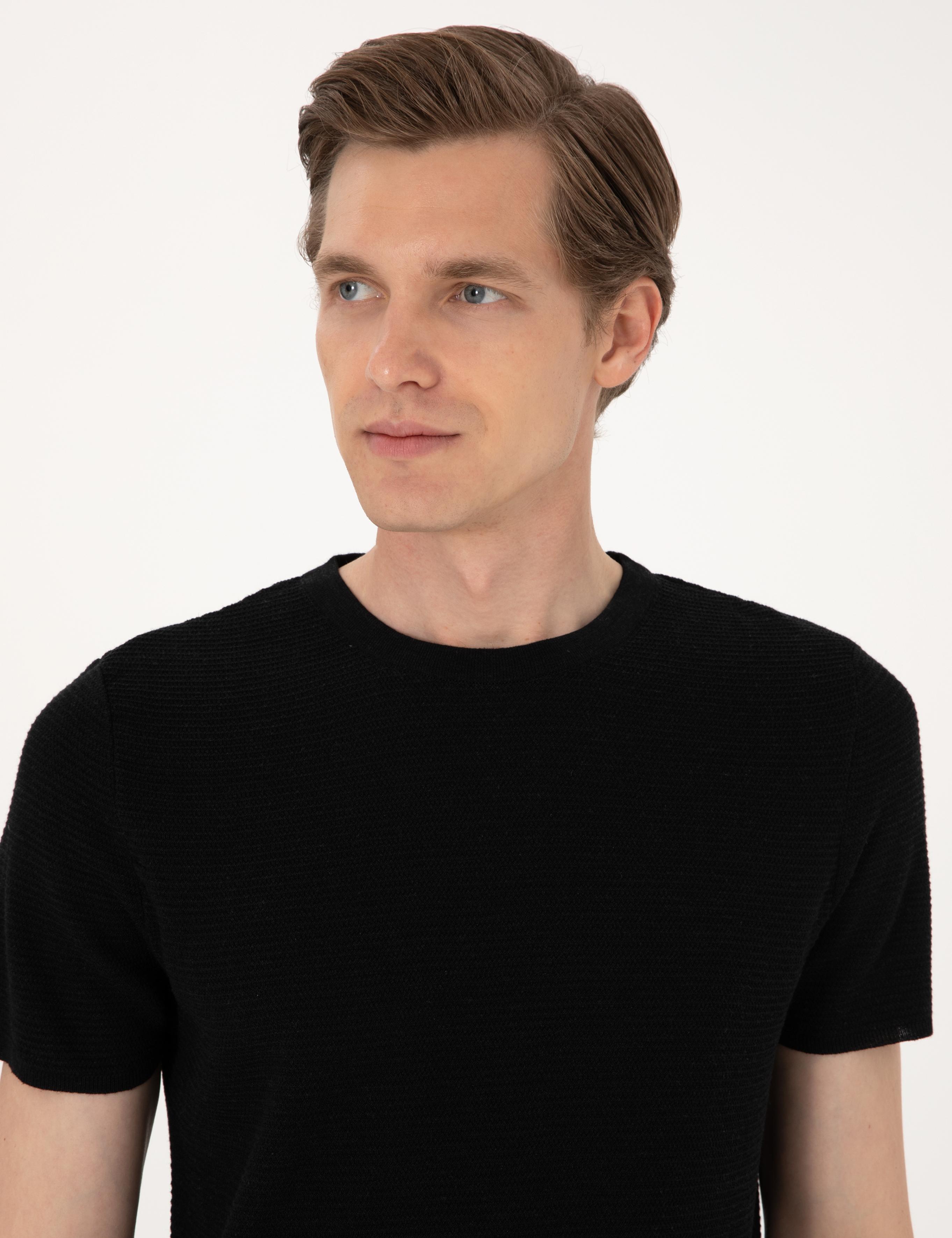 Siyah Slim Fit Keten Karışımlı Bisiklet Yaka Triko Tişört