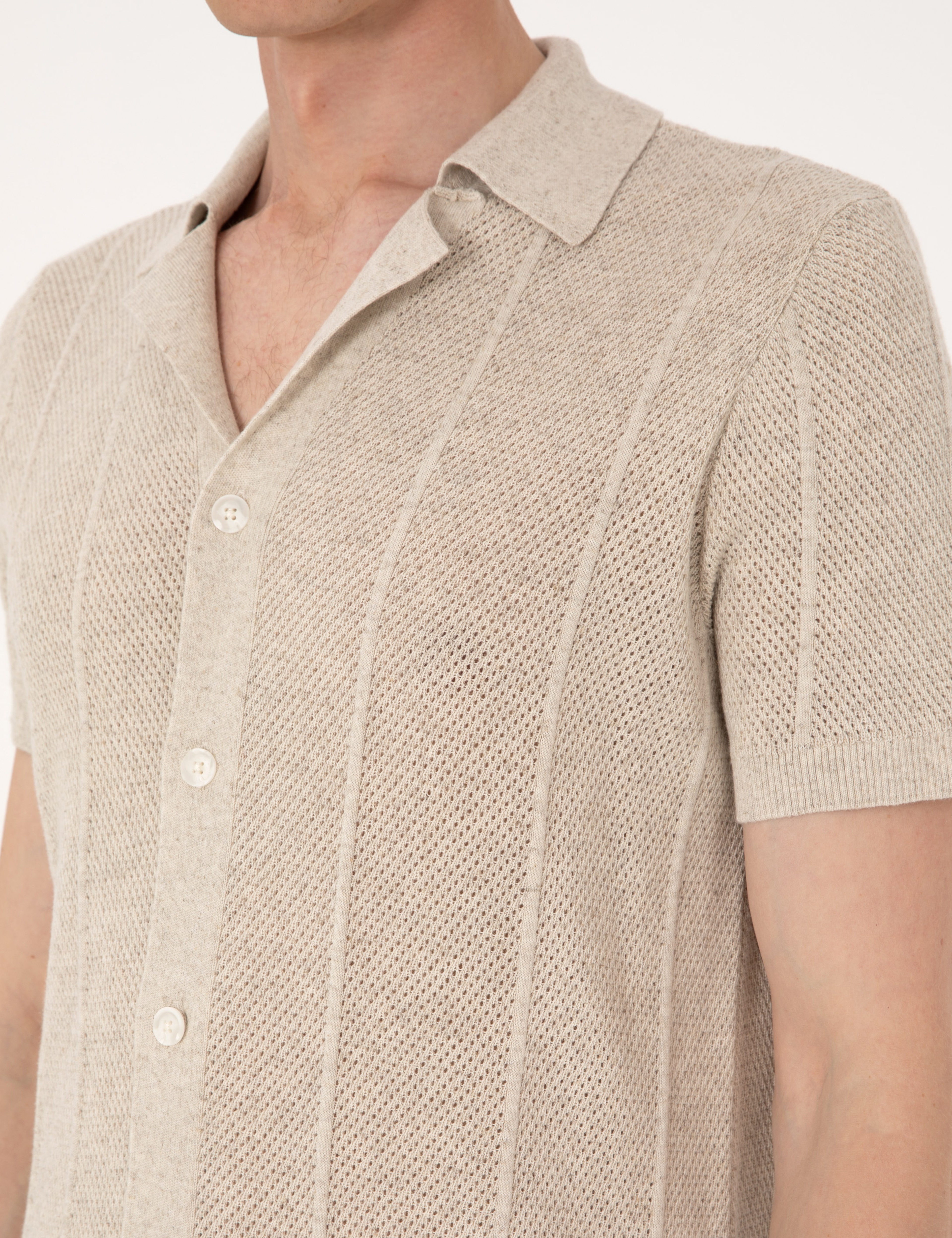 Bej Slim Fit  Kısa Kollu Düğmeli Triko Hırka