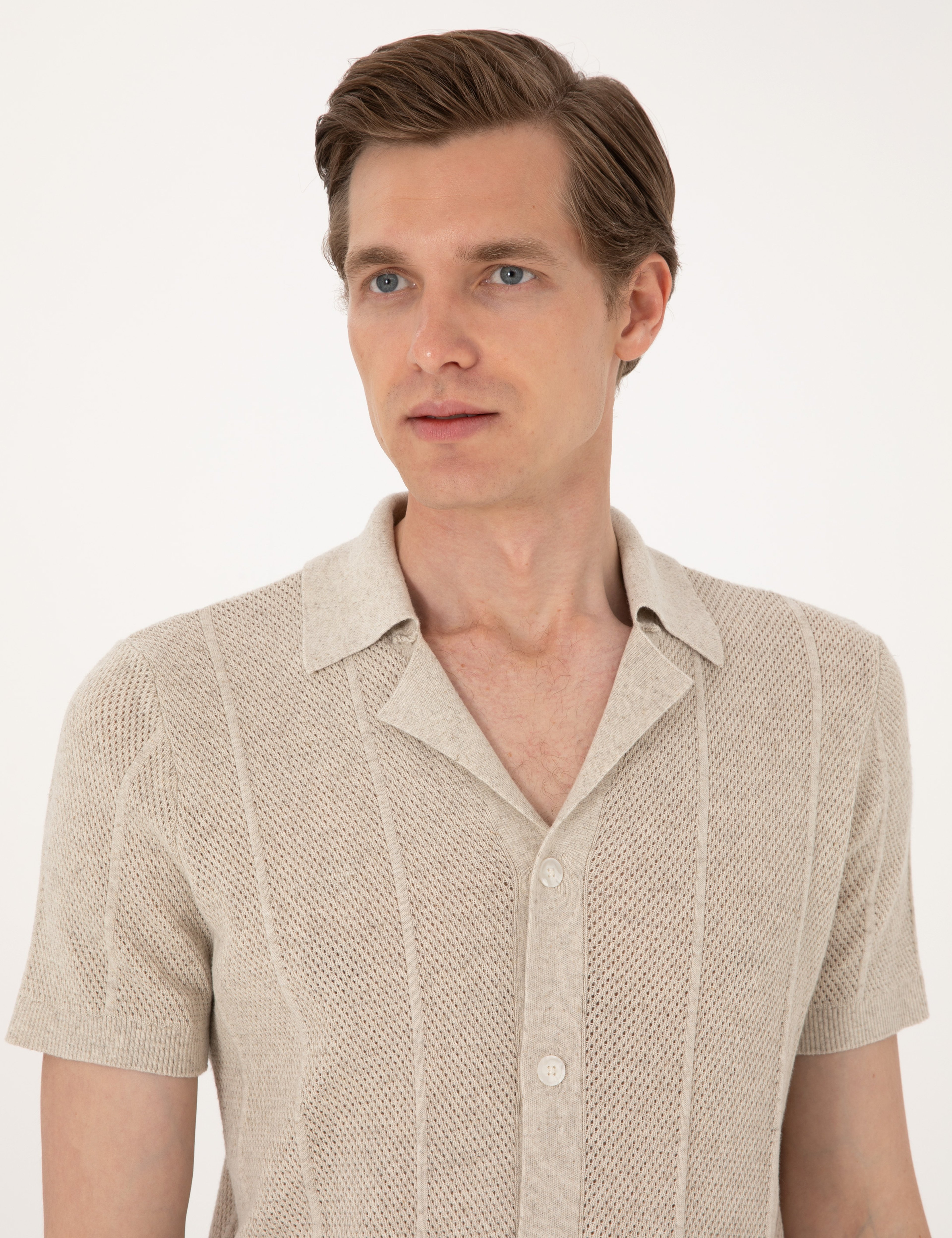 Bej Slim Fit  Kısa Kollu Düğmeli Triko Hırka