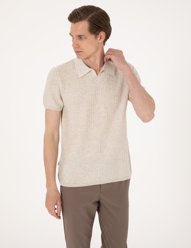 Bej Slim Fit Keten Karışımlı Apaş Yaka Triko Tişört
