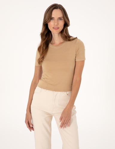 Kum Regular Fit Crop Tişört