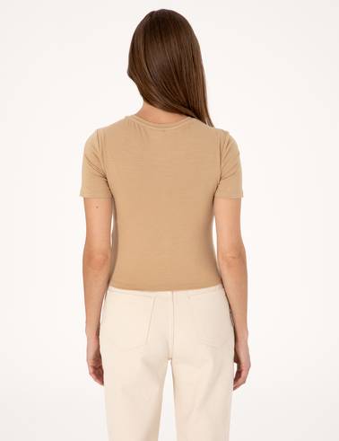 Kum Regular Fit Crop Tişört
