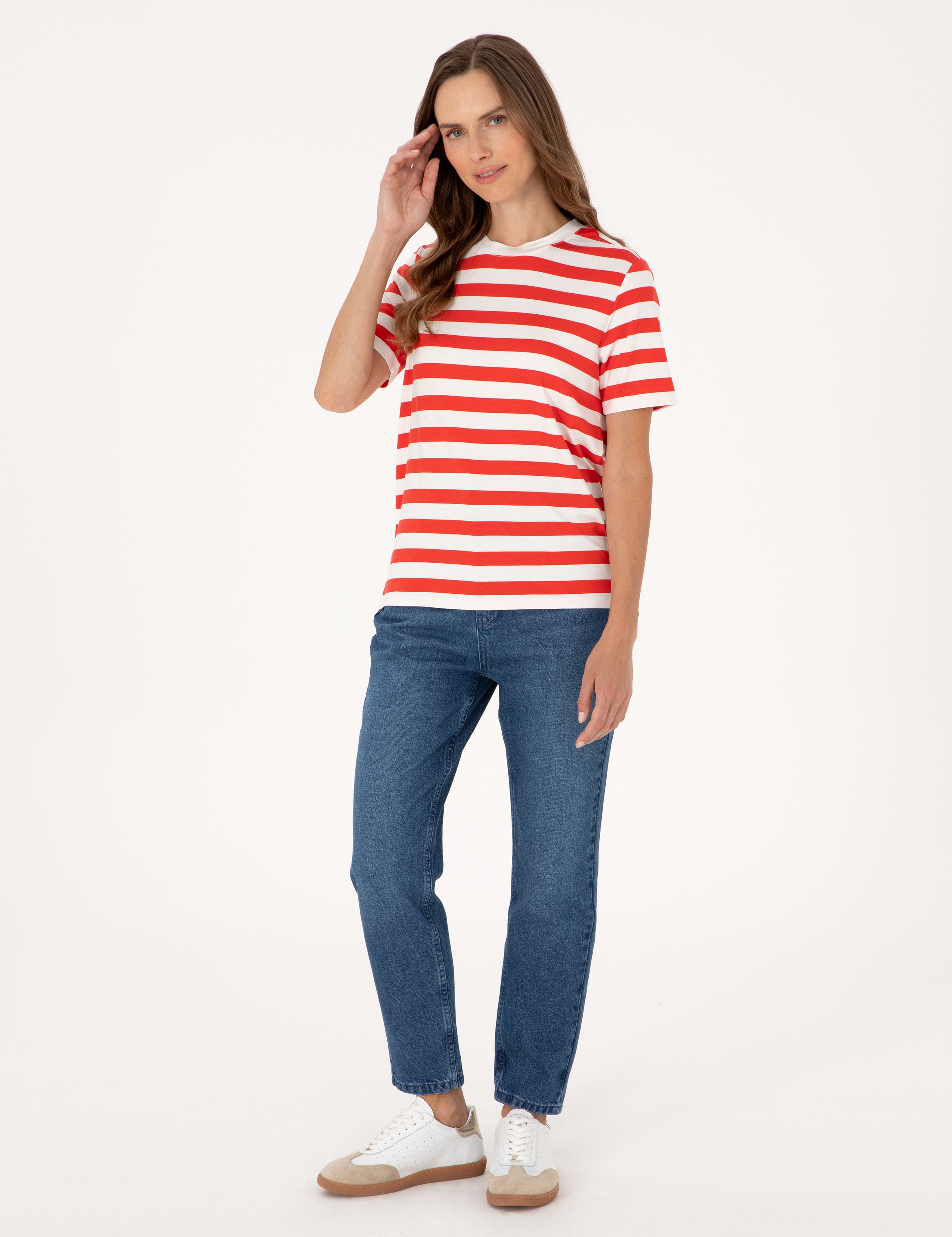 Beyaz Regular Fit Tişört - Image 4