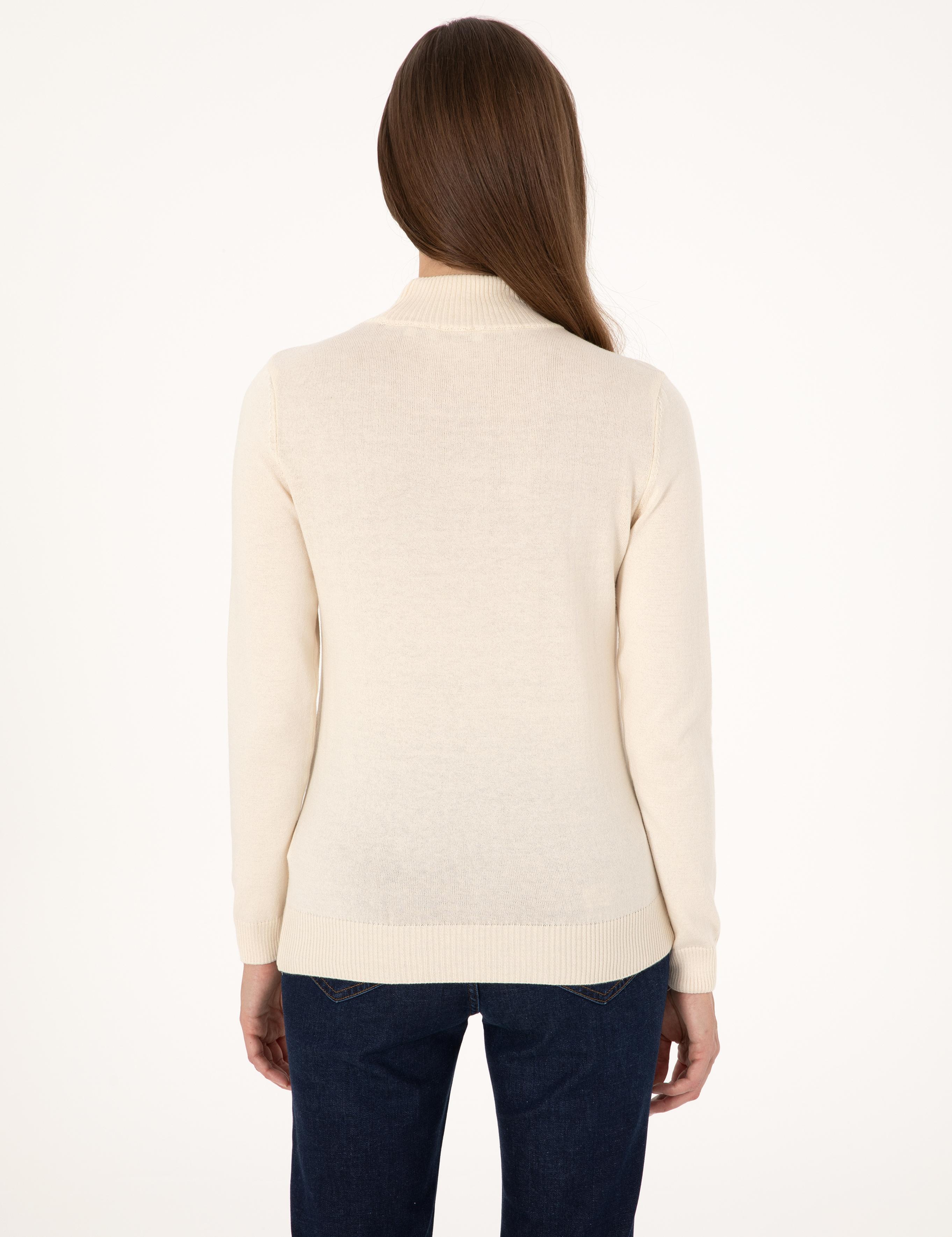 Ekru Slim Fit Yarım Balıkçı Basic Kazak