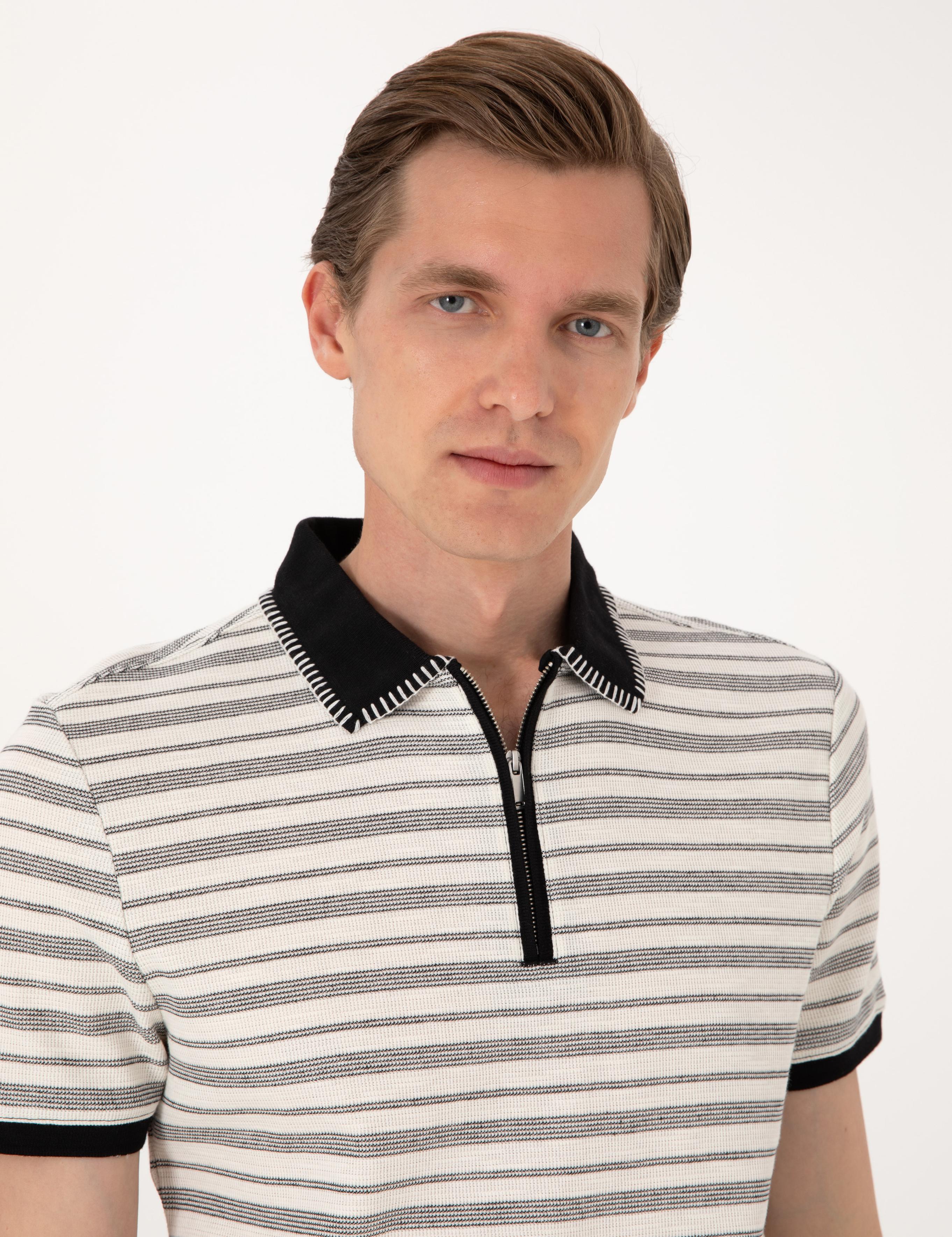 Bej Slim Fit Tişört