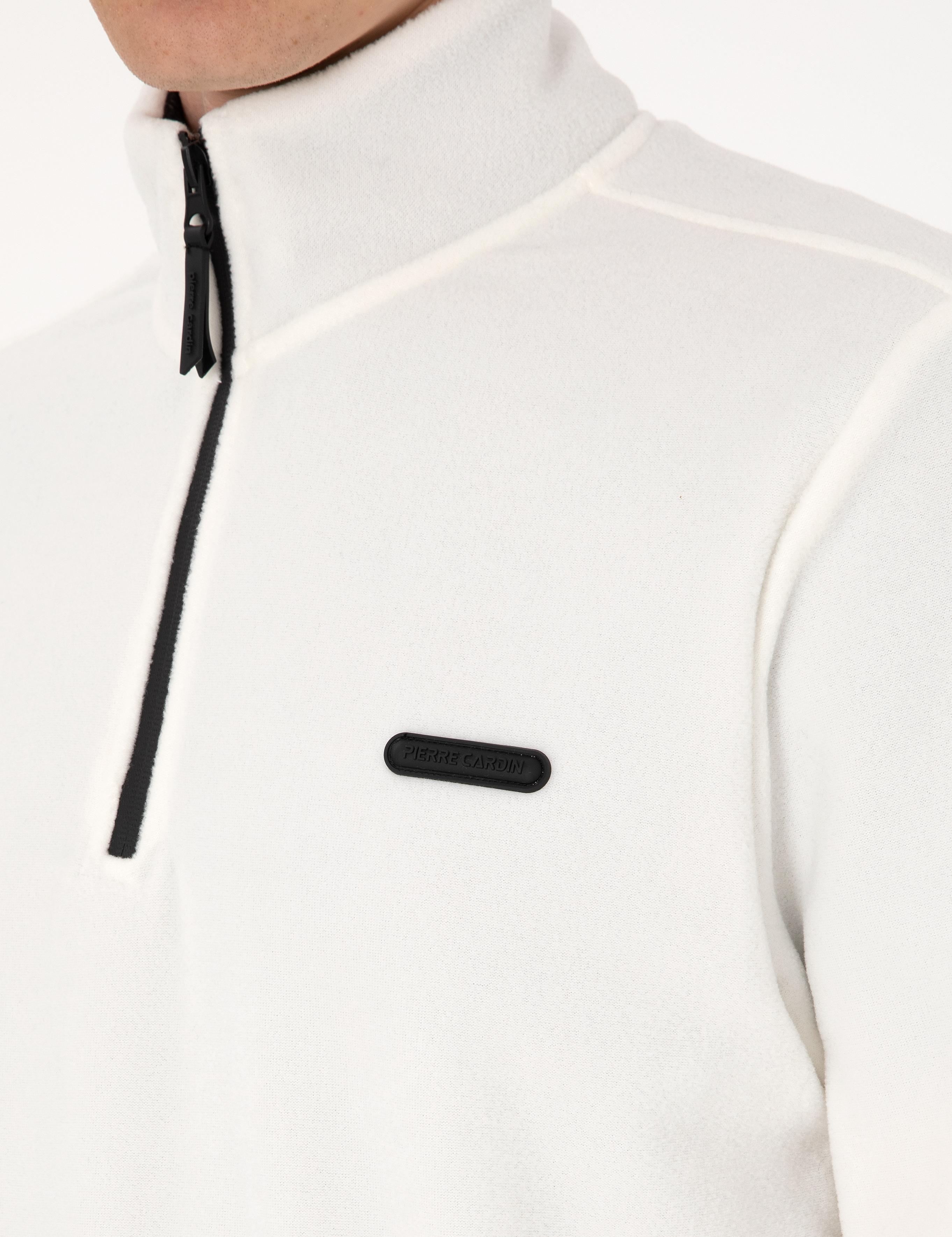 Beyaz Regular Fit Yarım Fermuarlı Polar Sweatshirt
