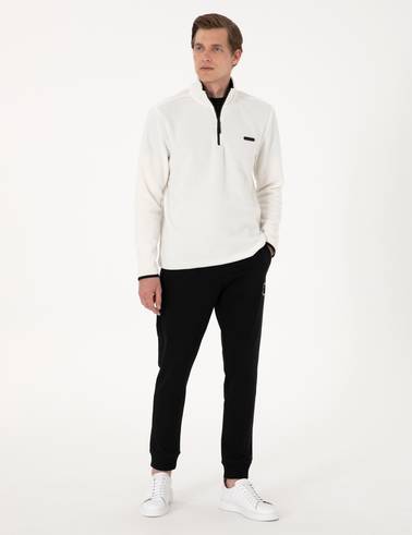 Beyaz Regular Fit Yarım Fermuarlı Polar Sweatshirt