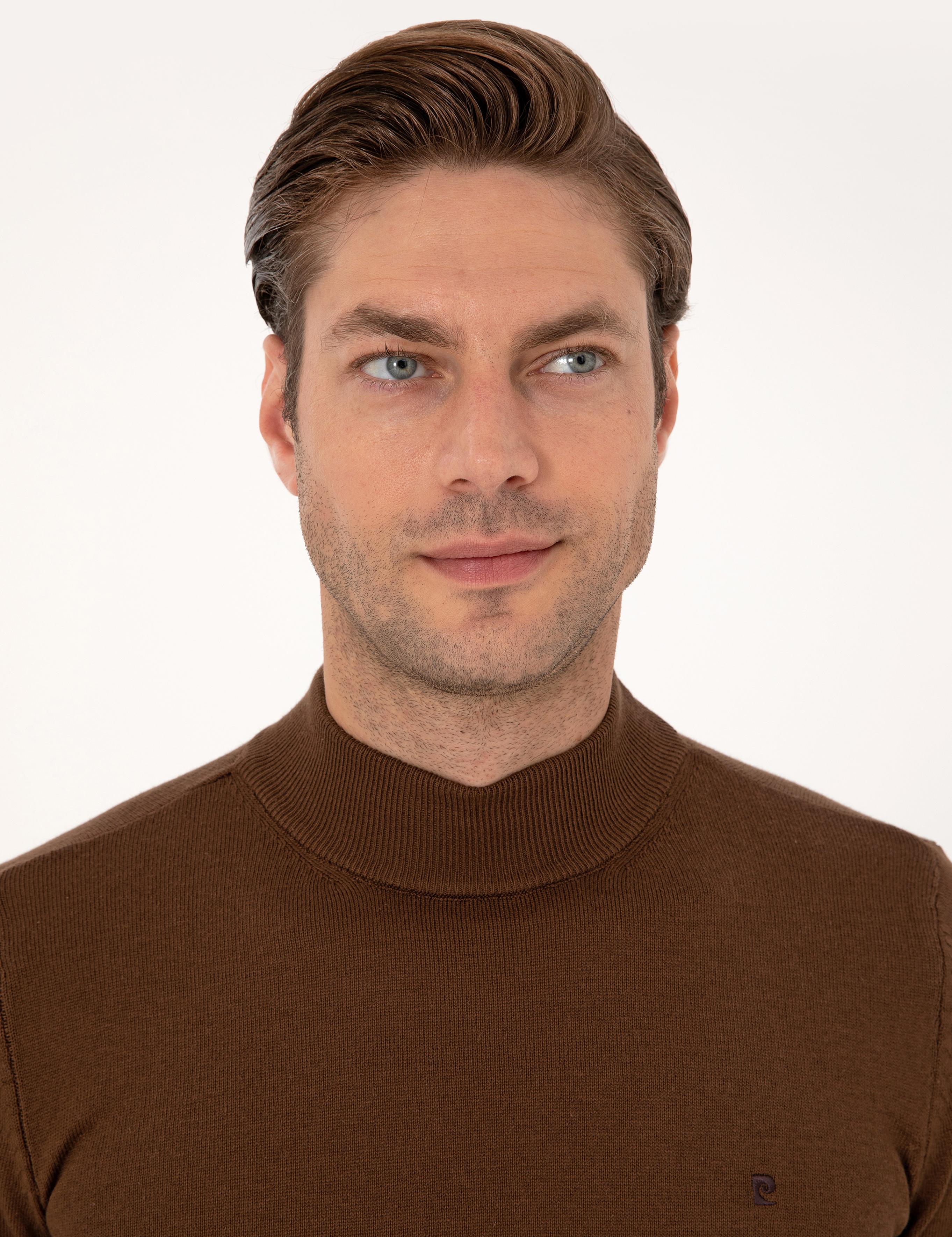 Koyu Kahverengi Slim Fit Yarım Balıkçı Yaka Basic Triko Kazak