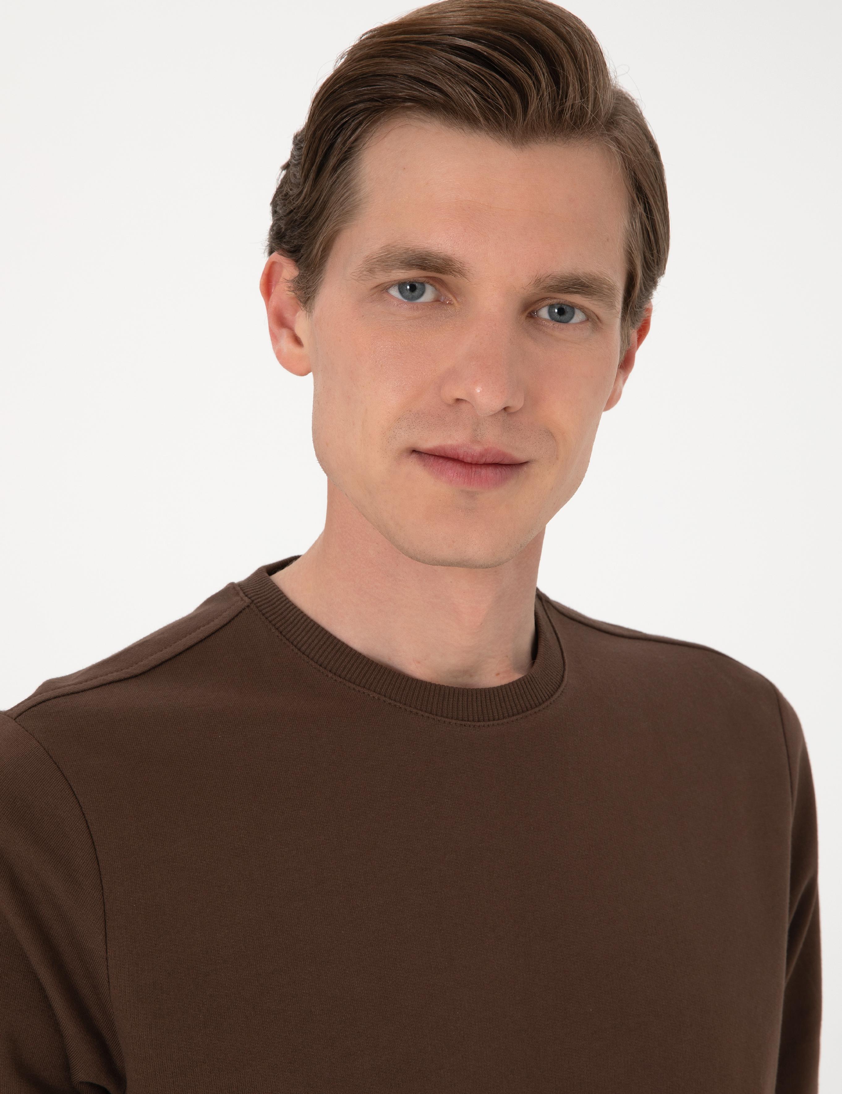 Kahverengi 2 İplik Regular Fit Bisiklet Yaka Basic Sweatshirt