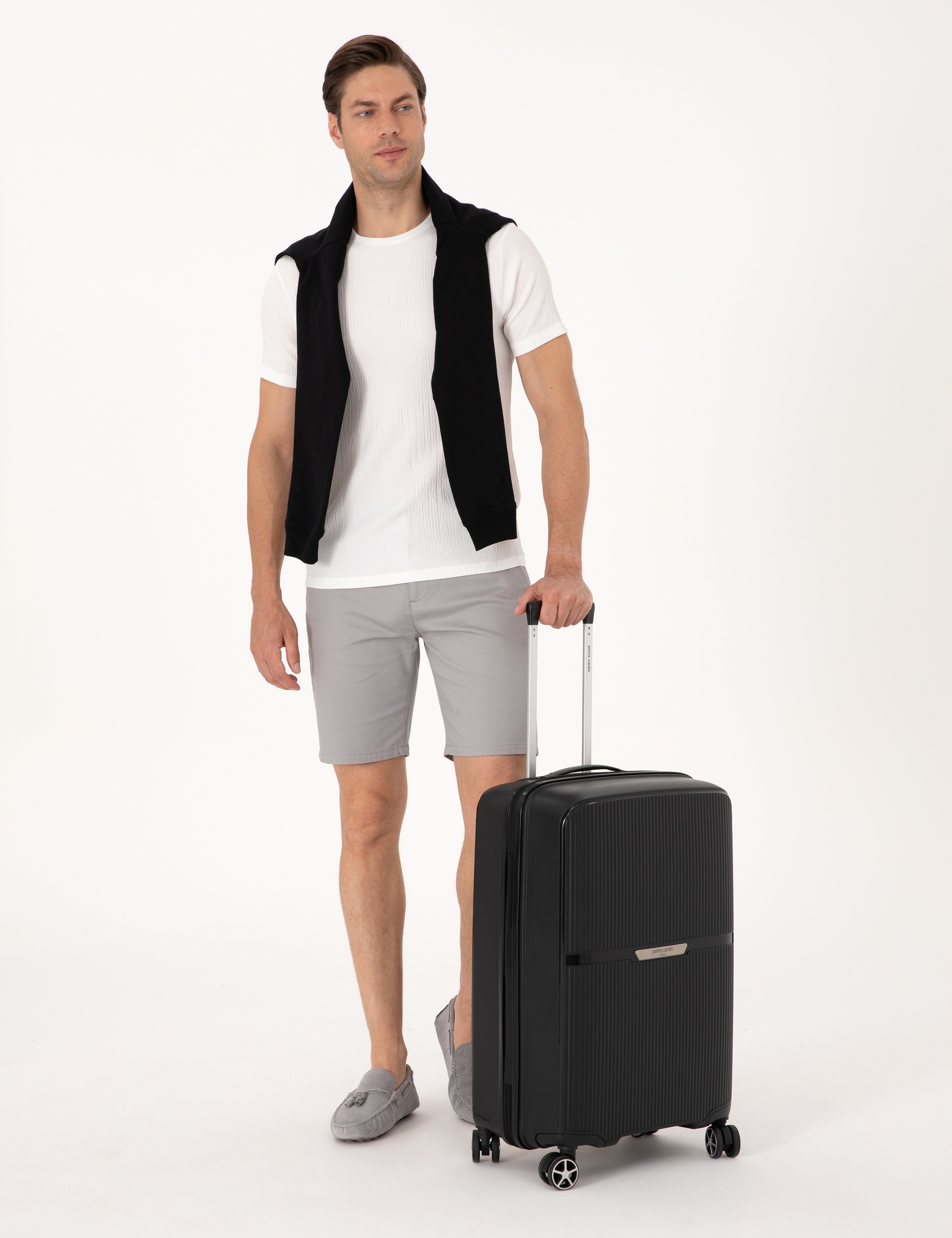 Siyah Orta Boy Valiz - Image 1