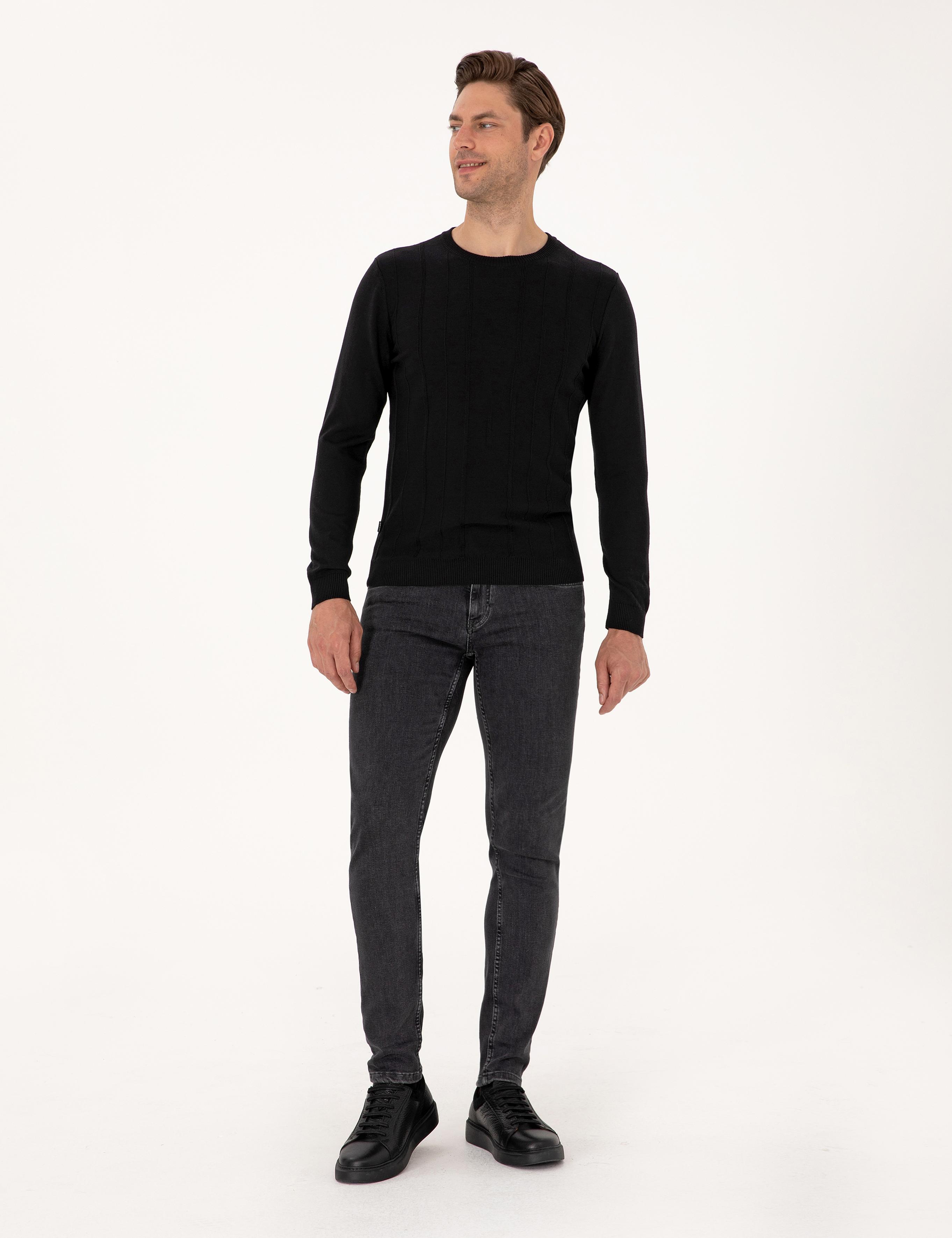 Siyah Slim Fit Bisiklet Yaka Triko Kazak